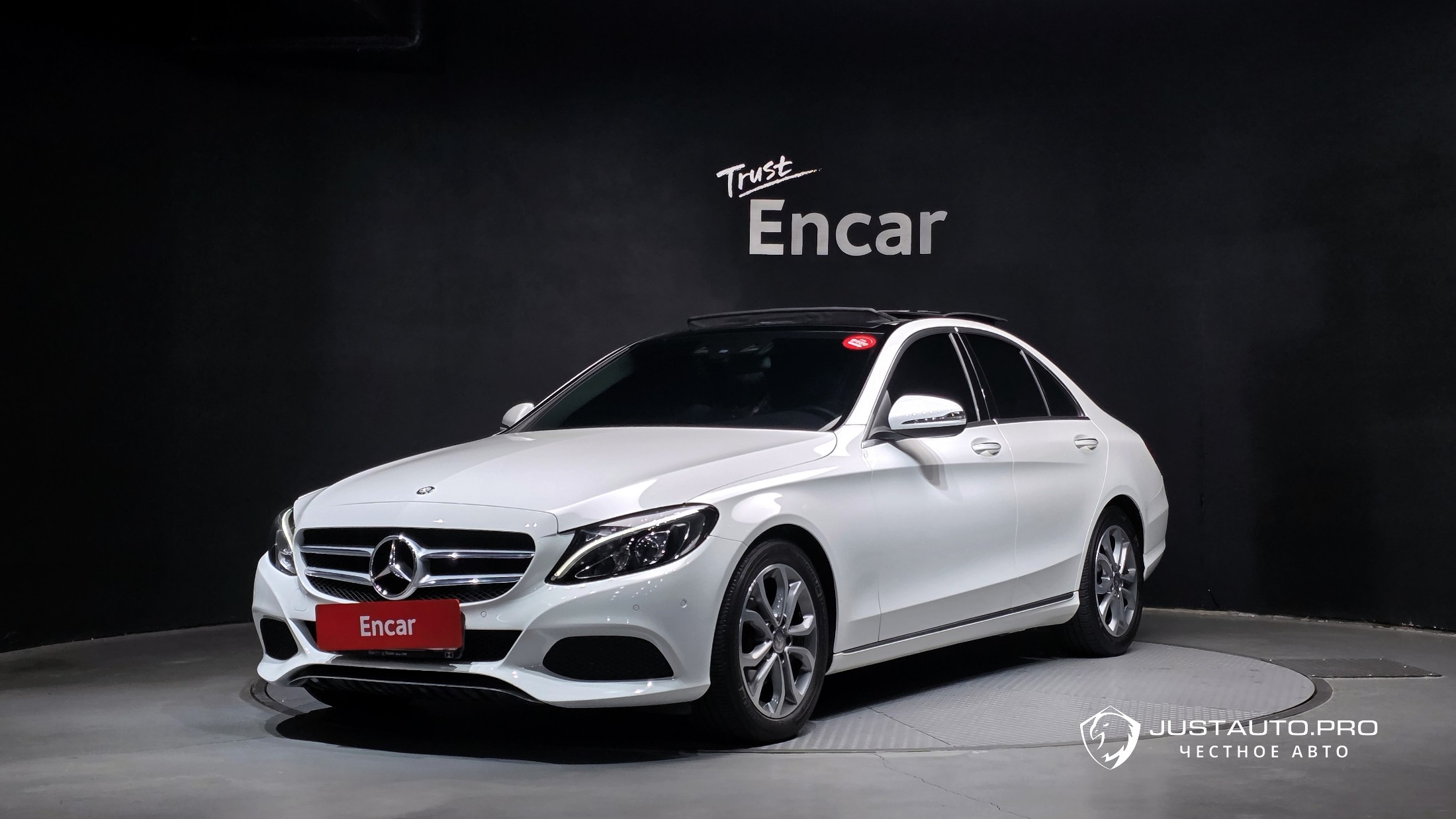 Автомобиль Mercedes-Benz C-Class