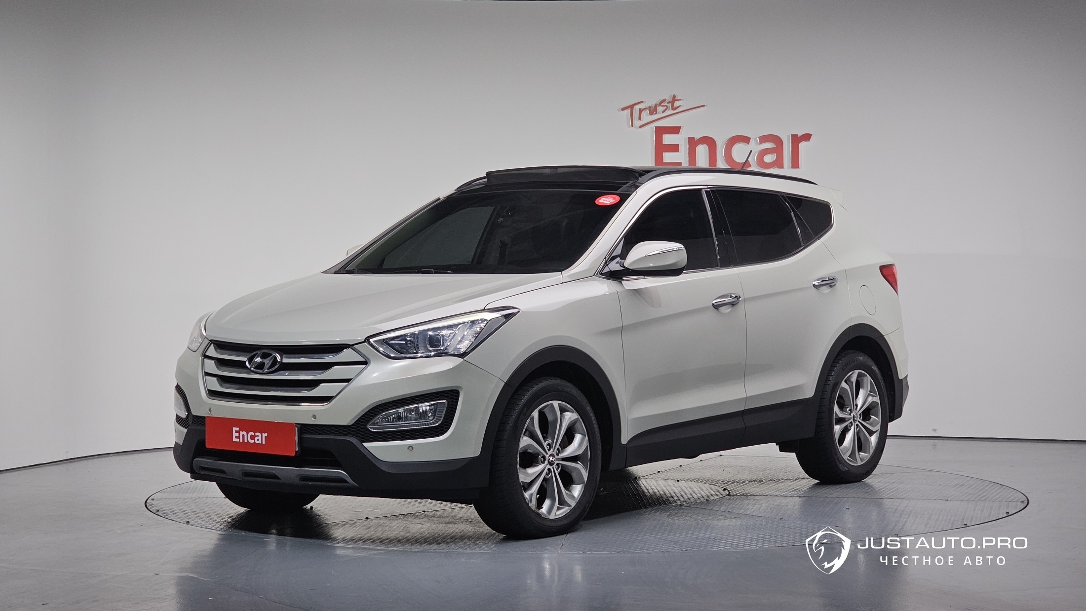 Автомобиль Hyundai Santafe