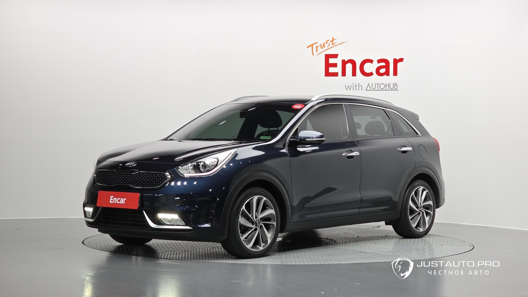 Автомобиль Kia Niro