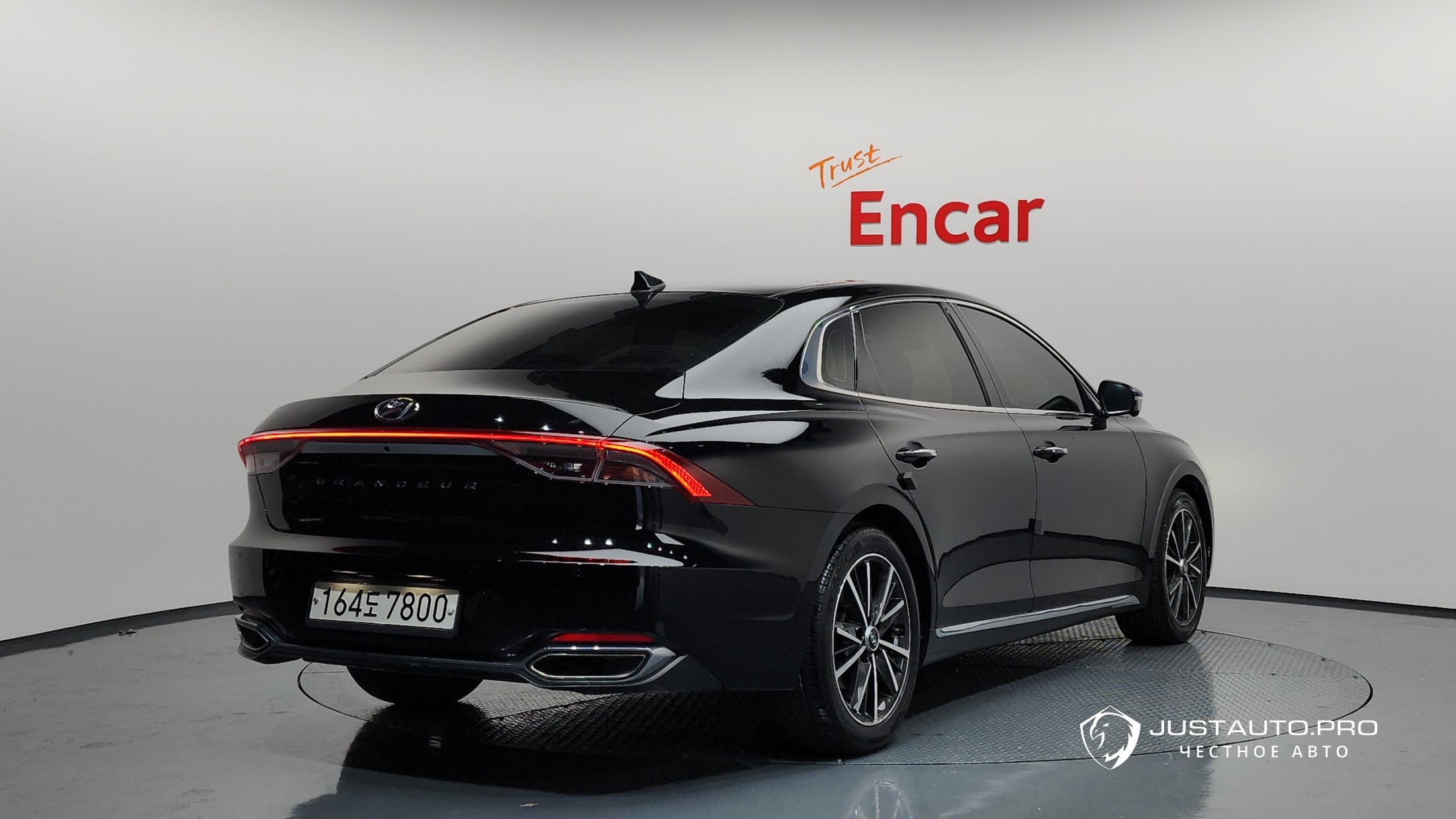 Автомобиль Hyundai Grandeur