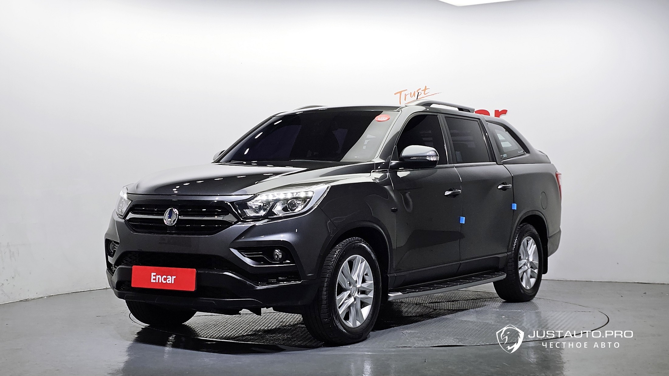 Автомобиль KG_Mobility_Ssangyong Rexton