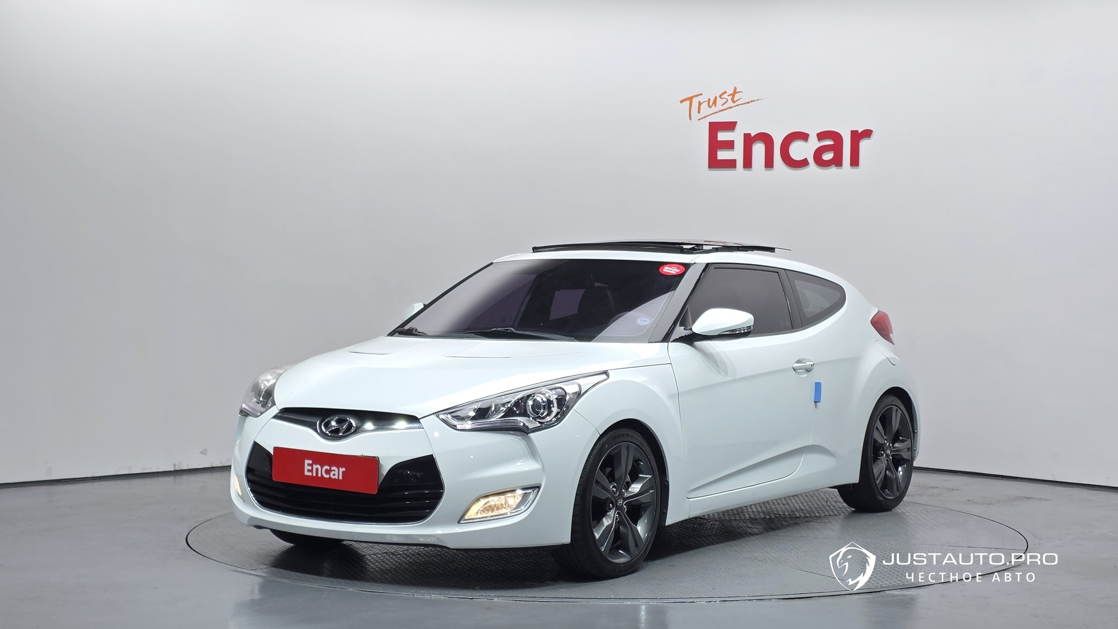 Автомобиль Hyundai Veloster