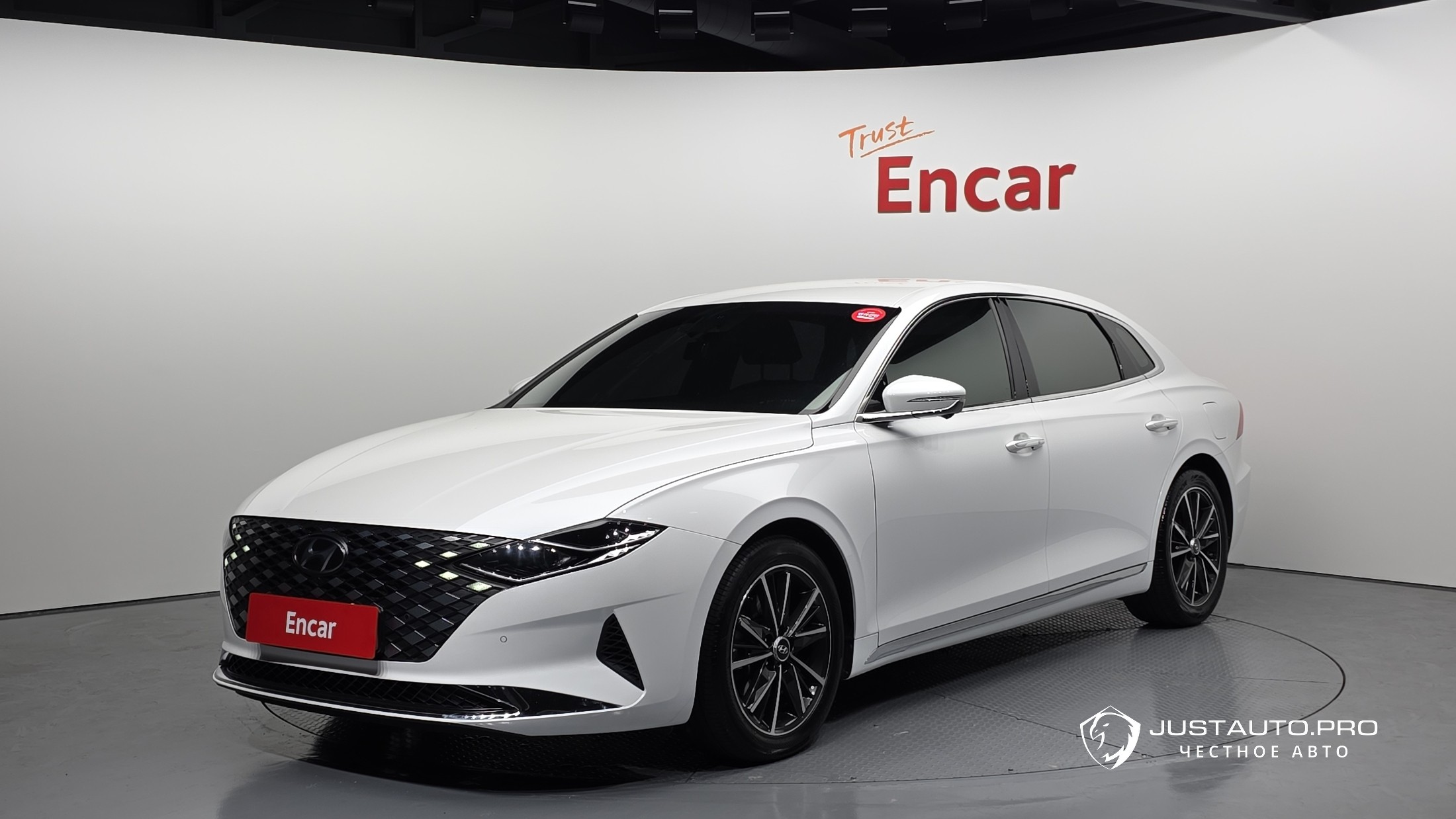 Автомобиль Hyundai Grandeur