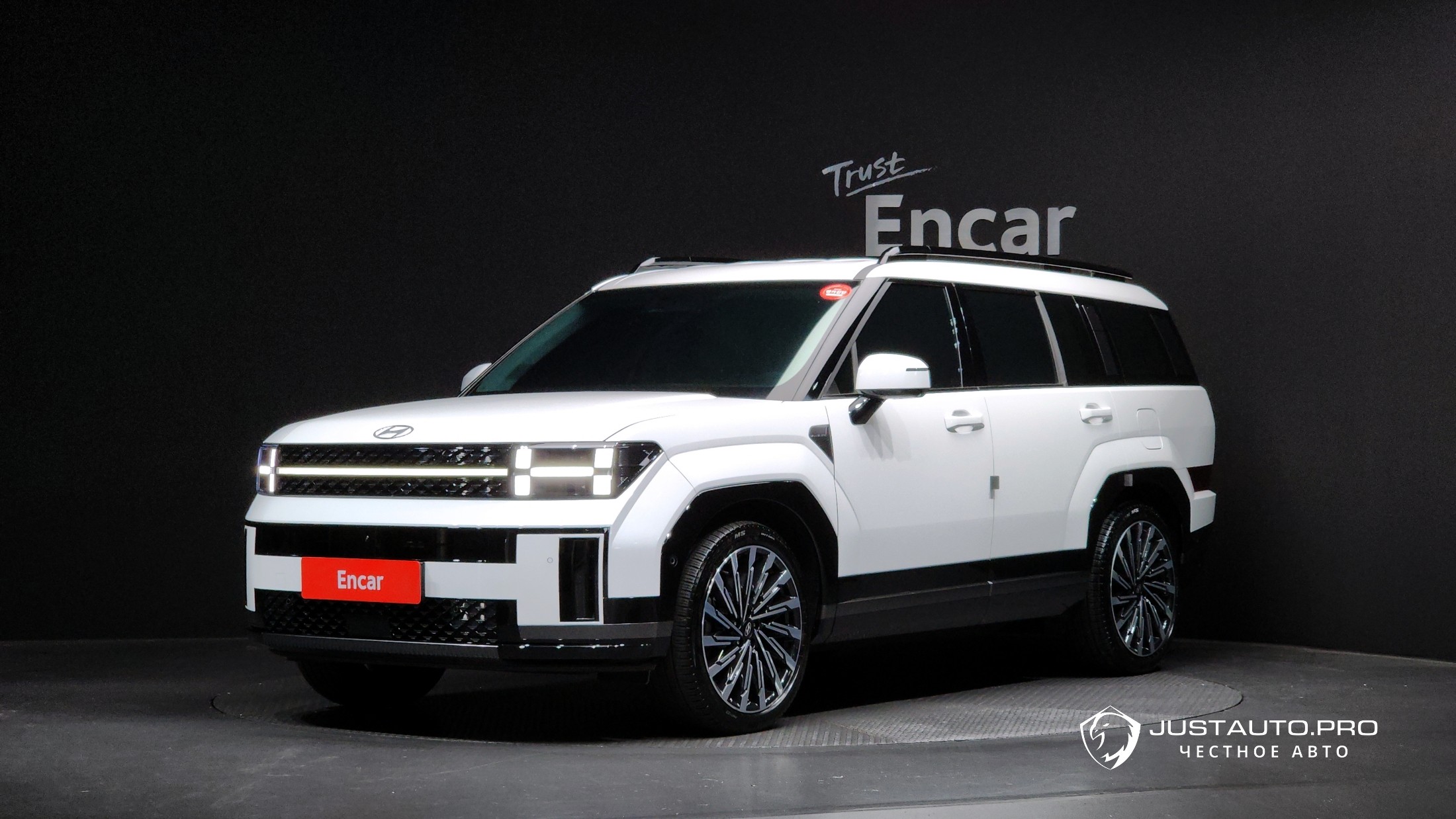 Автомобиль Hyundai Santafe