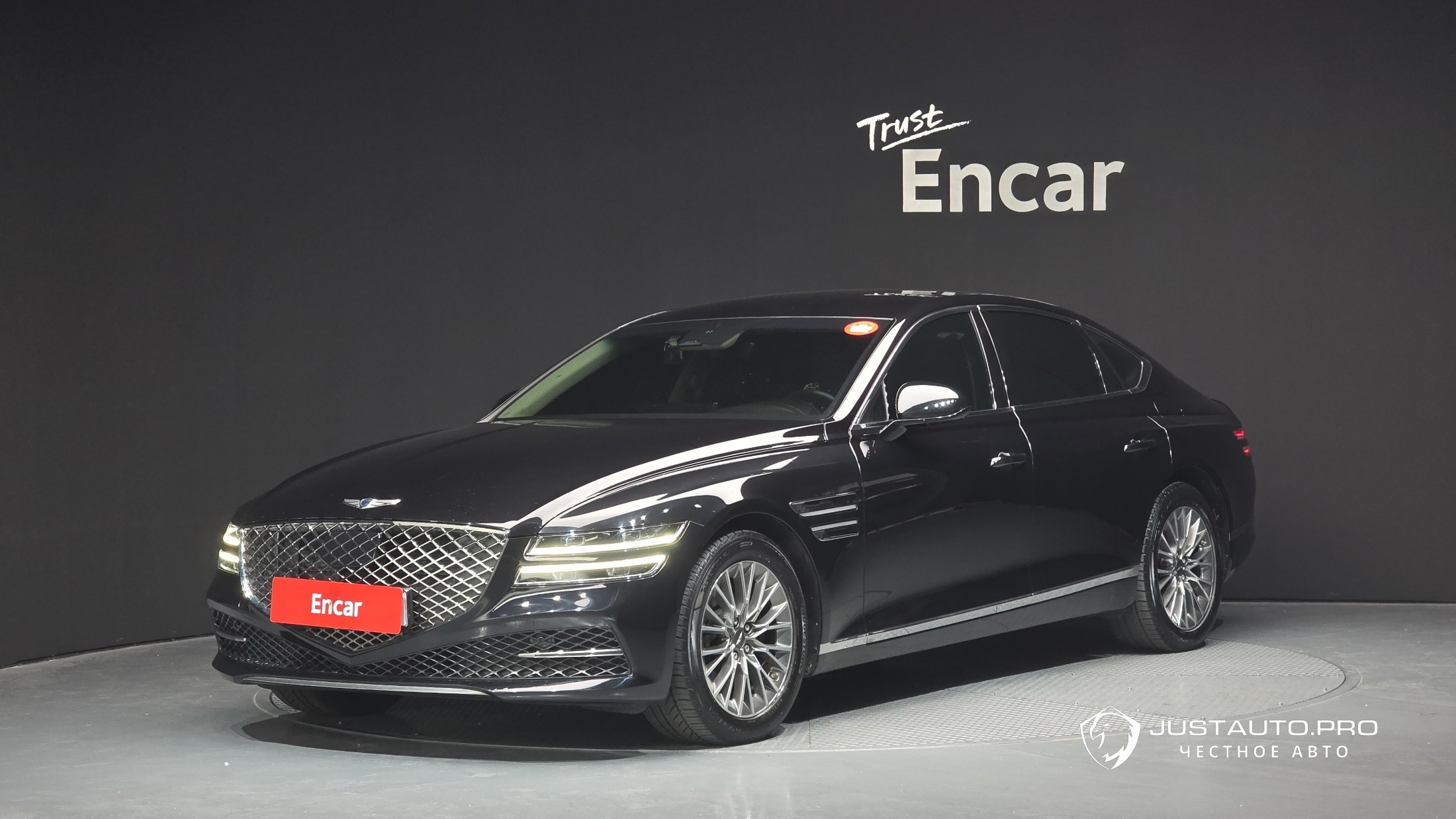 Автомобиль Genesis G80