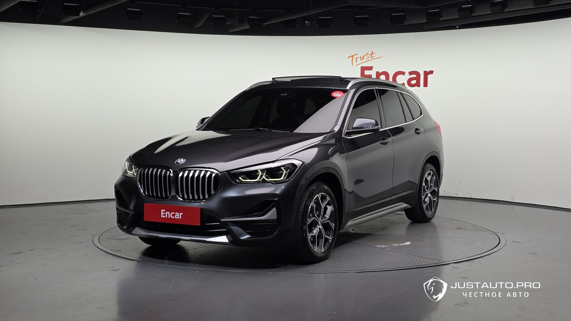 Автомобиль BMW X1