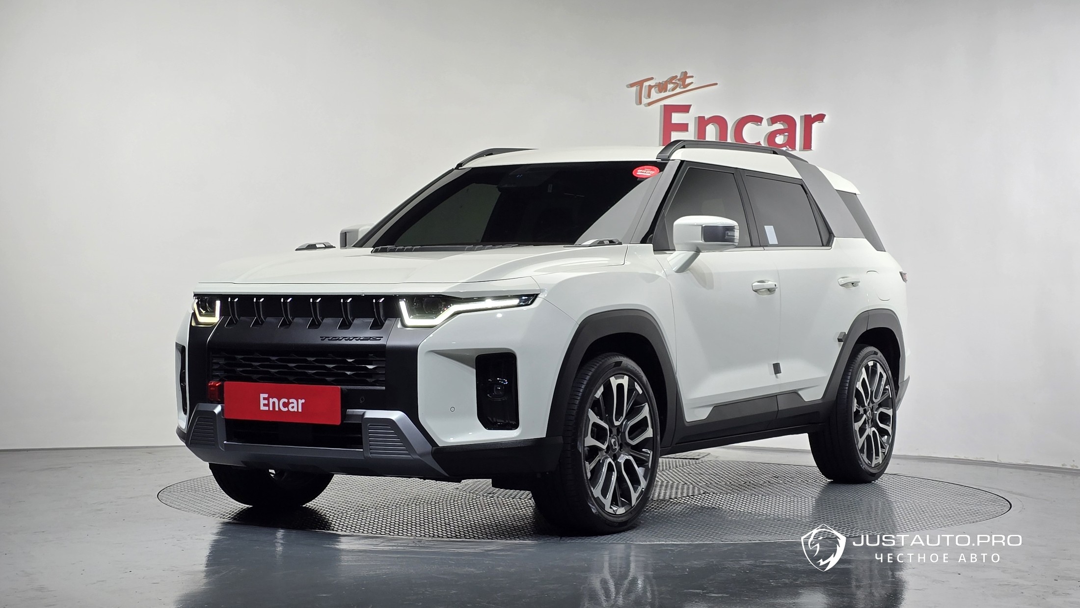 Автомобиль KG_Mobility_Ssangyong Torres