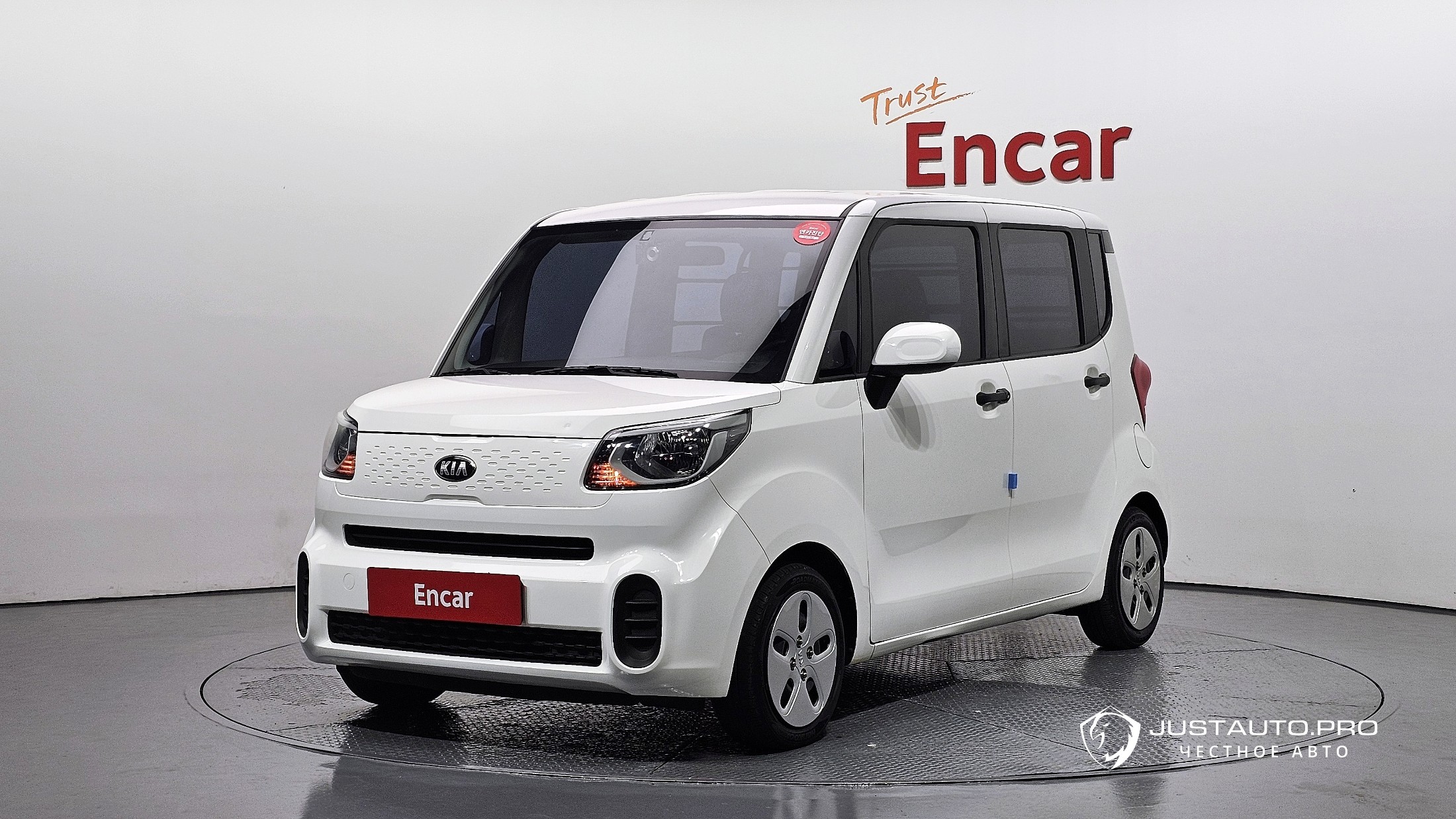 Автомобиль Kia RAY