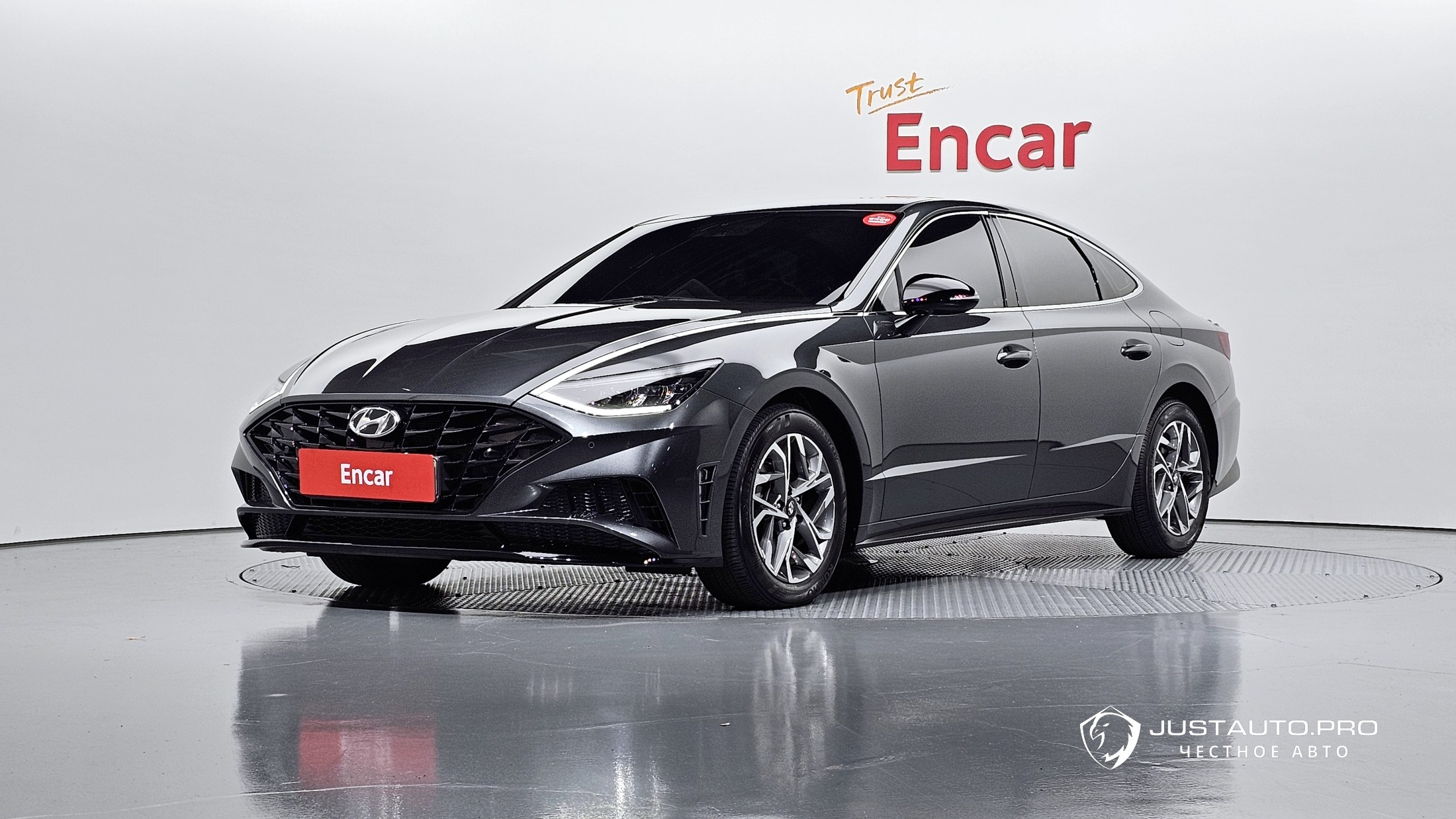 Автомобиль Hyundai Sonata