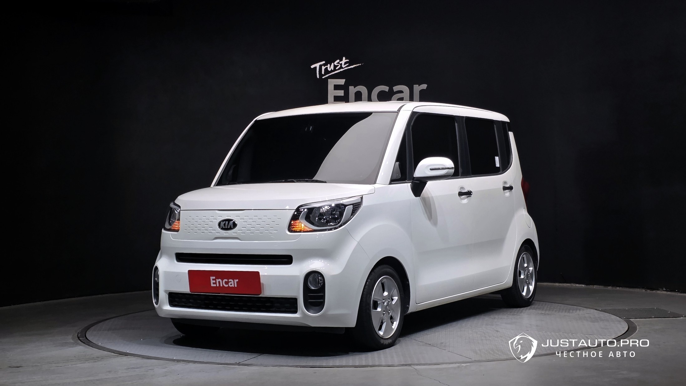 Автомобиль Kia RAY