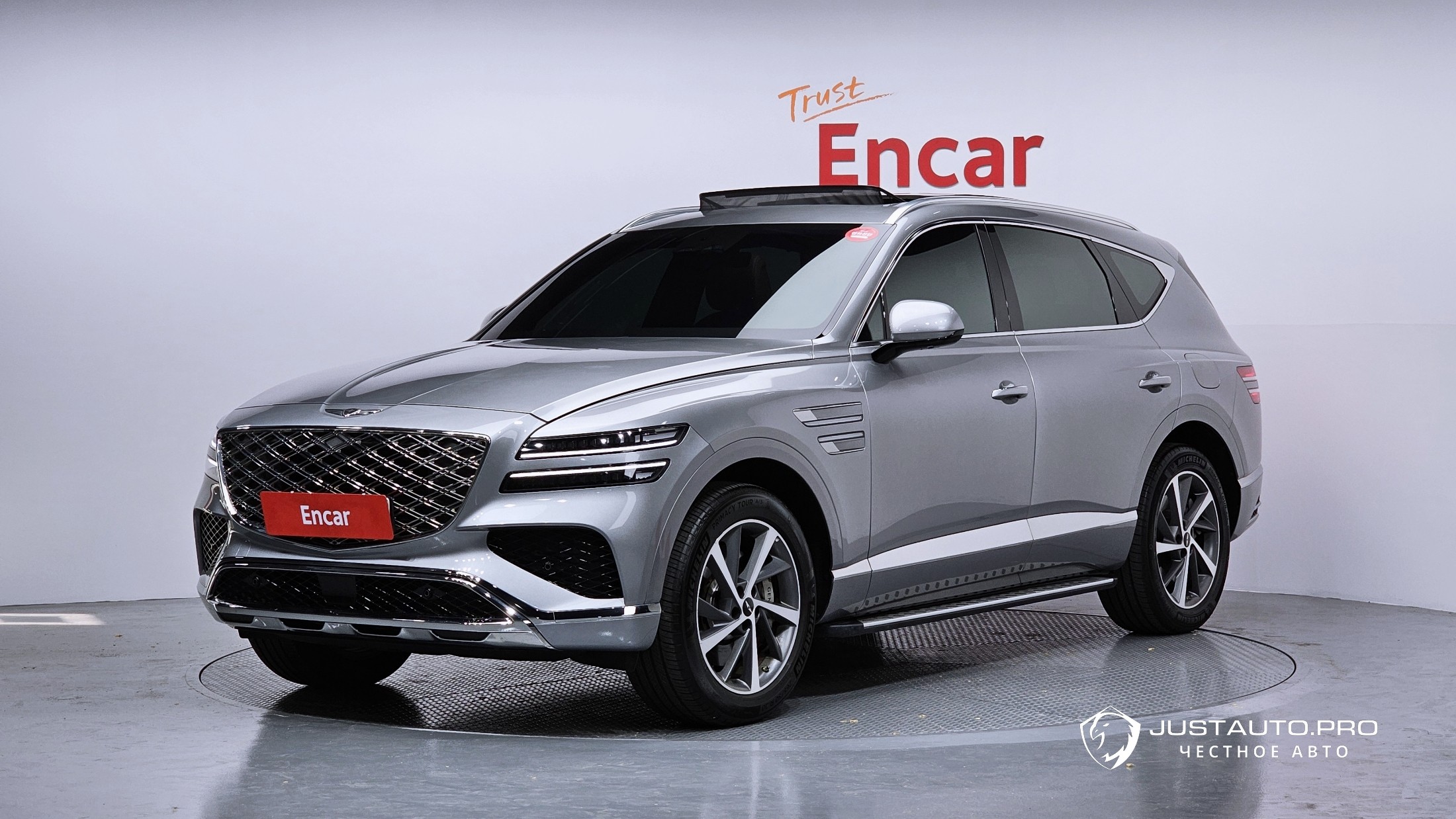 Автомобиль Genesis GV80