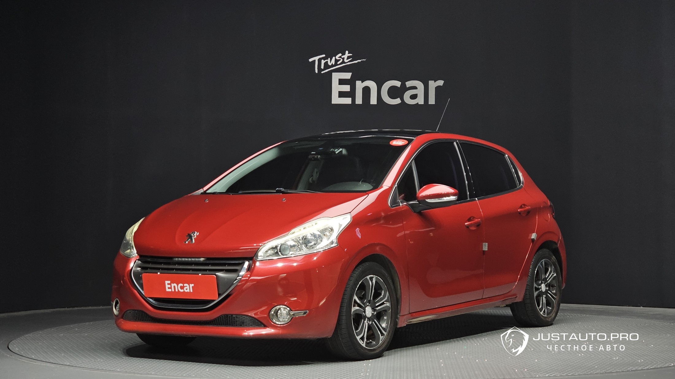 Автомобиль Peugeot 208
