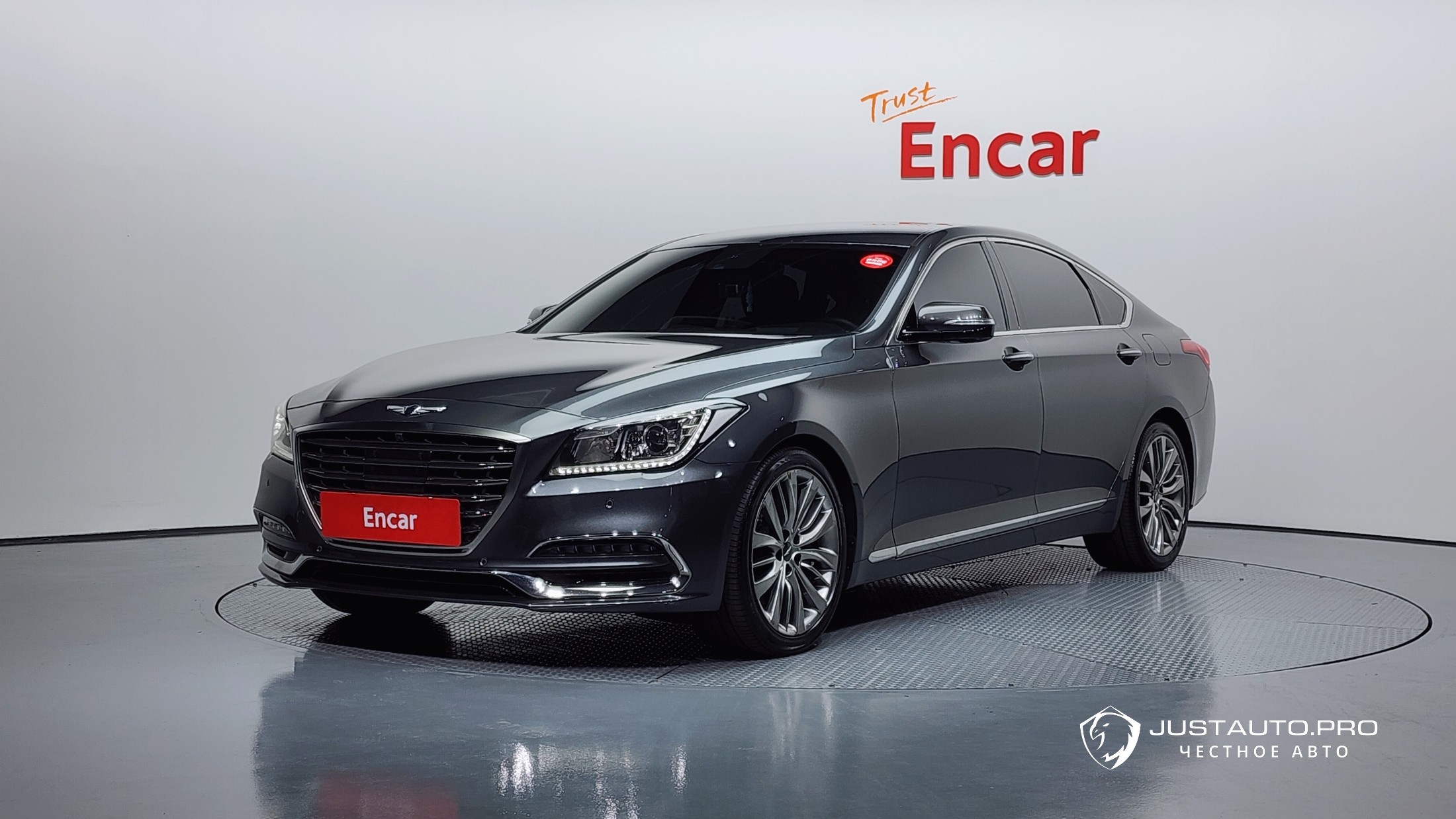 Автомобиль Genesis G80