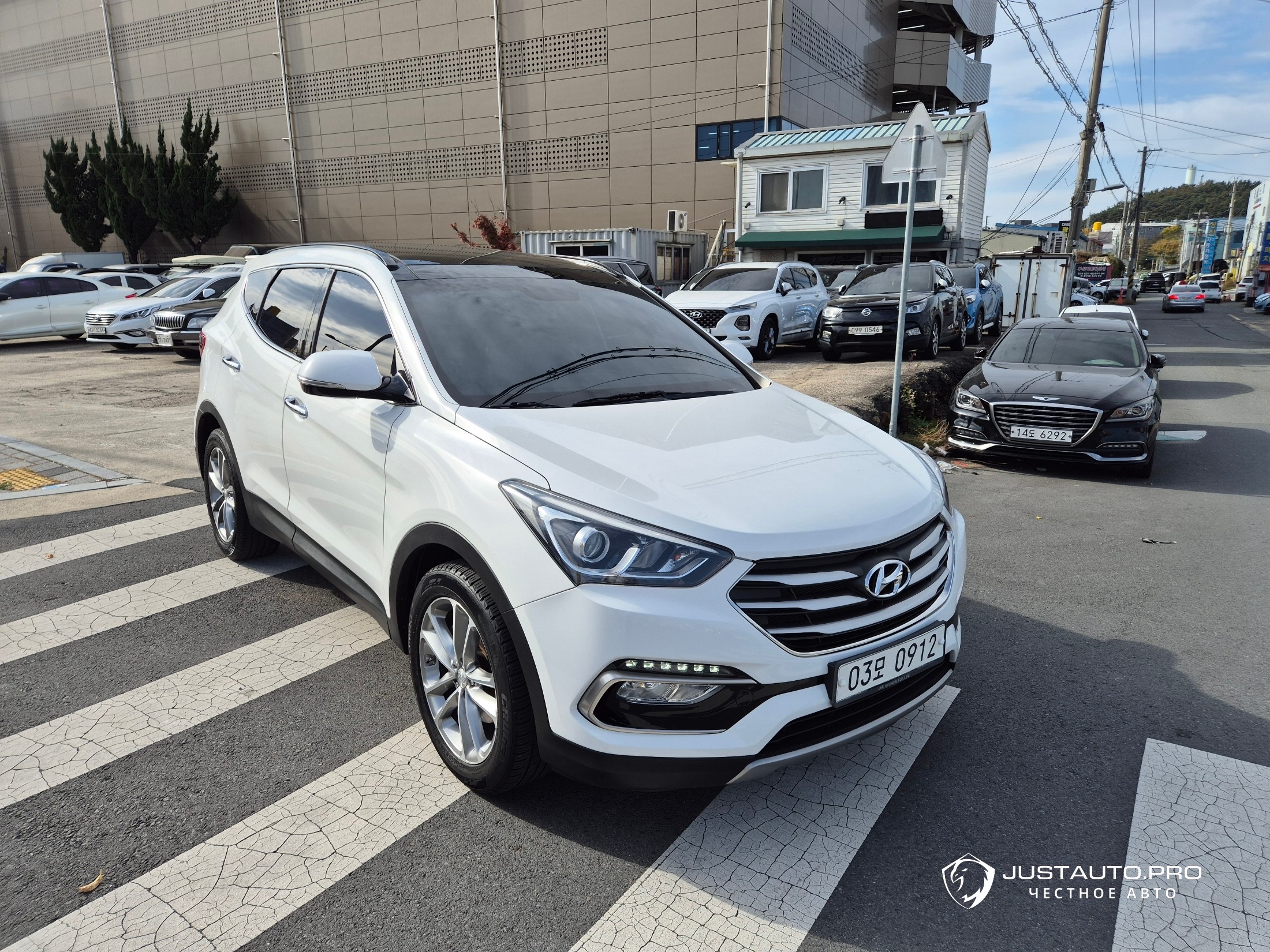 Автомобиль Hyundai Santafe