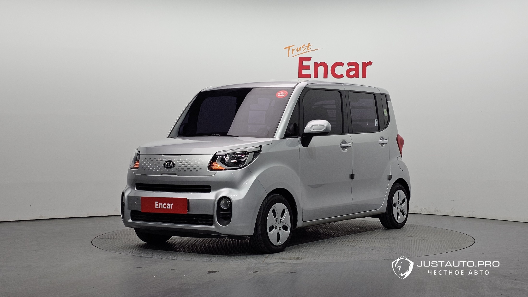 Автомобиль Kia RAY