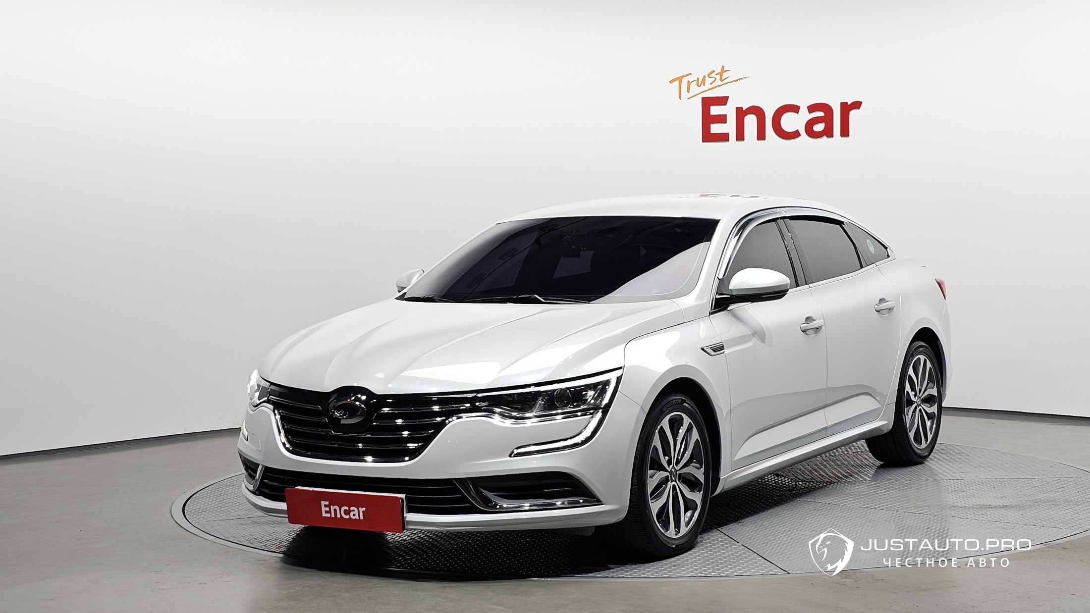 Автомобиль Renault-KoreaSamsung SM6