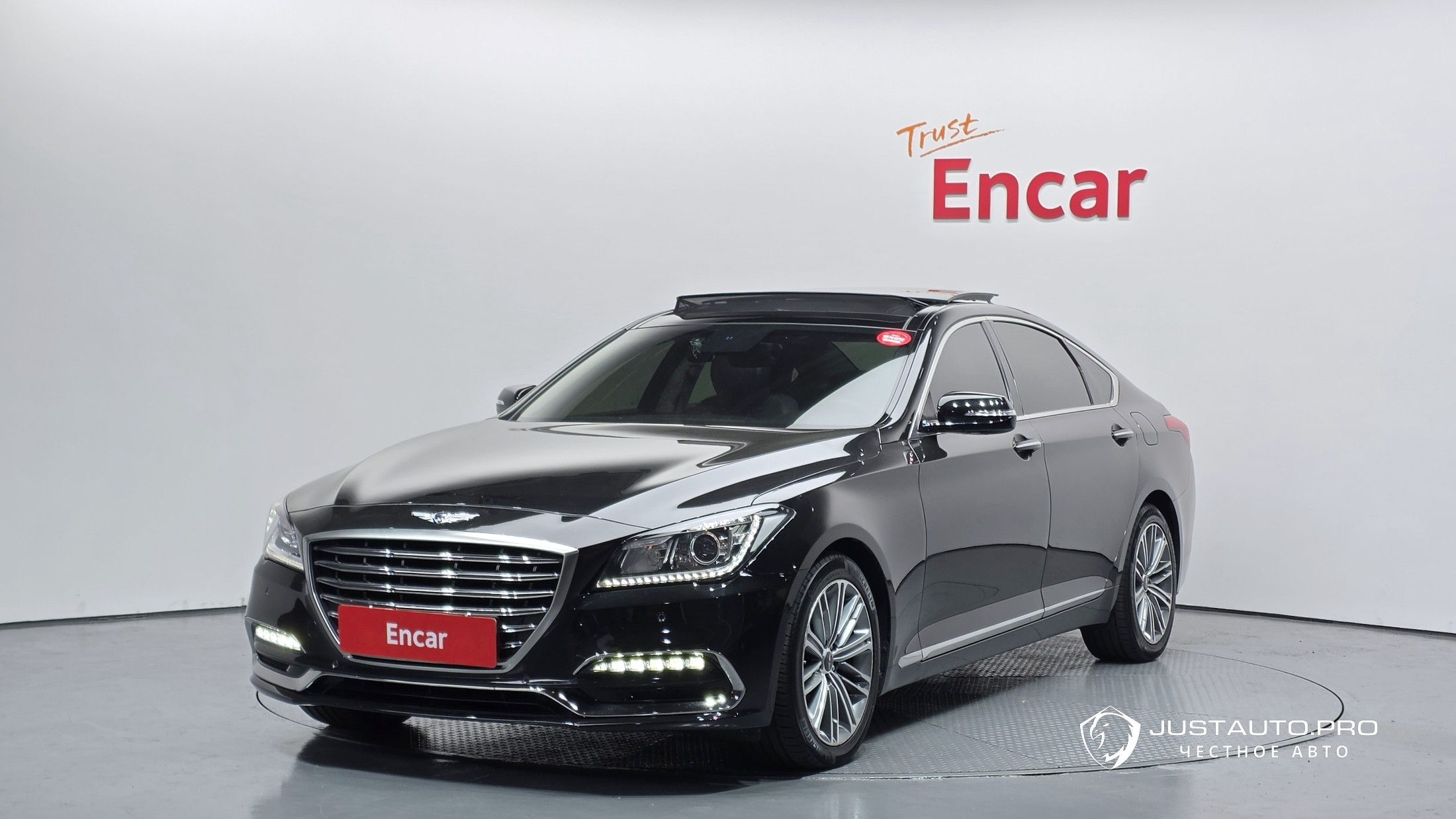 Автомобиль Genesis G80