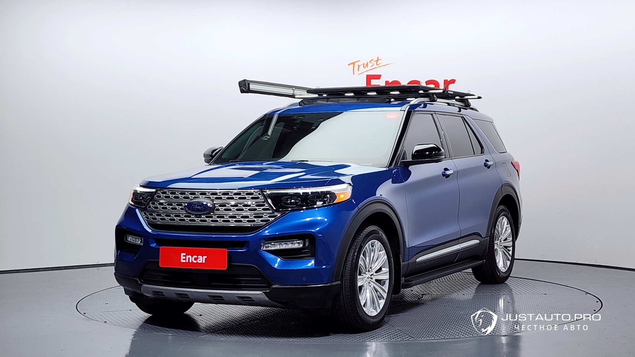 Автомобиль Ford Explorer