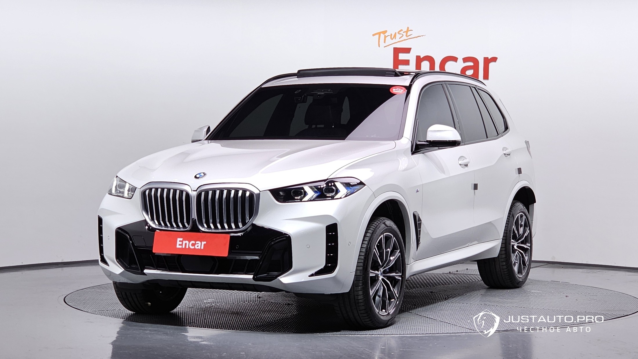 Автомобиль BMW X5