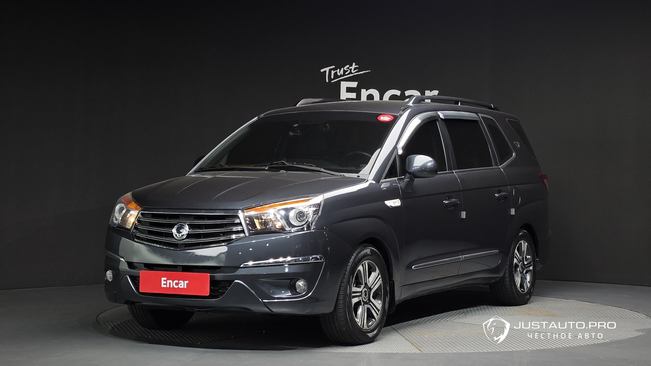 Автомобиль KG_Mobility_Ssangyong KORANDO