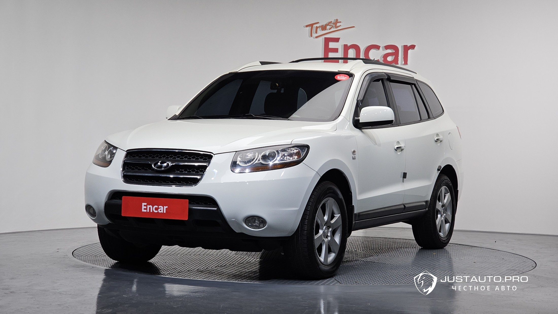 Автомобиль Hyundai Santafe