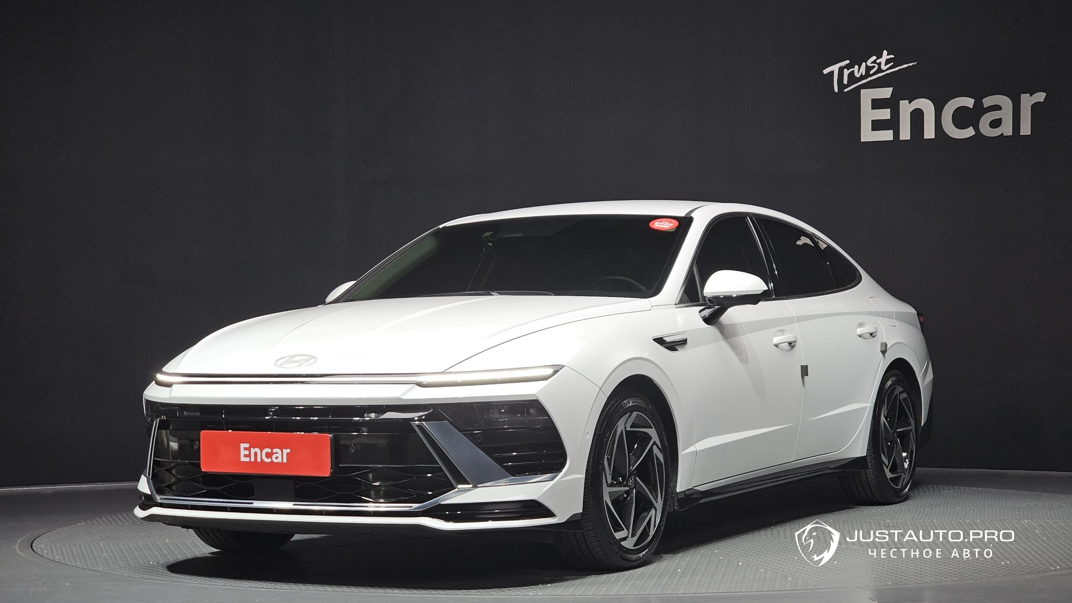 Автомобиль Hyundai Sonata