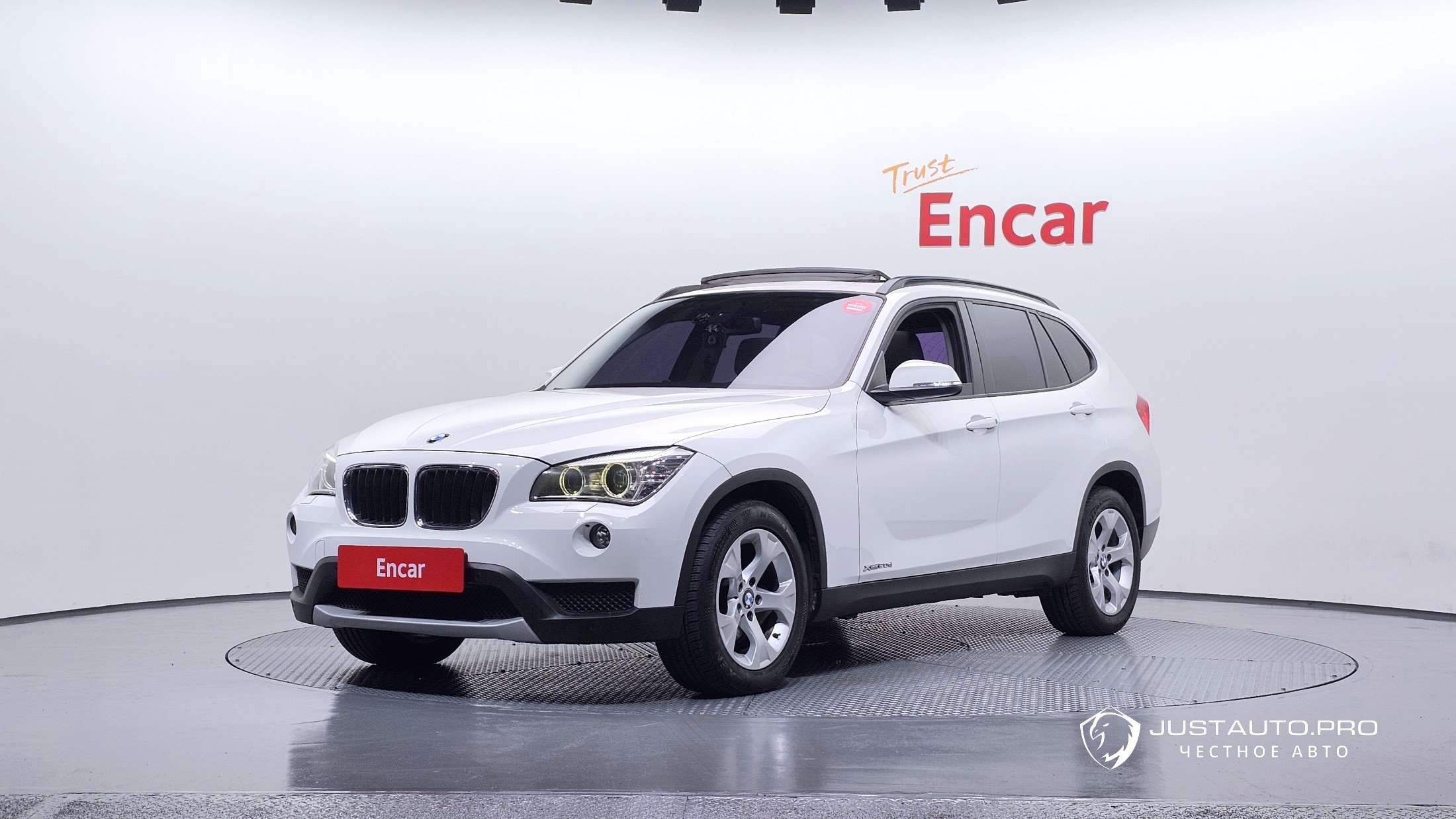 Автомобиль BMW X1