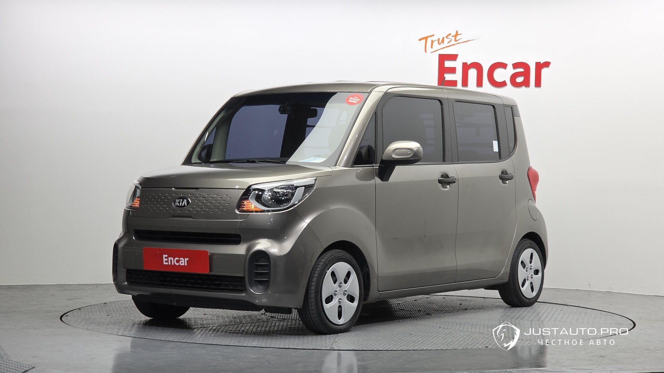 Автомобиль Kia RAY