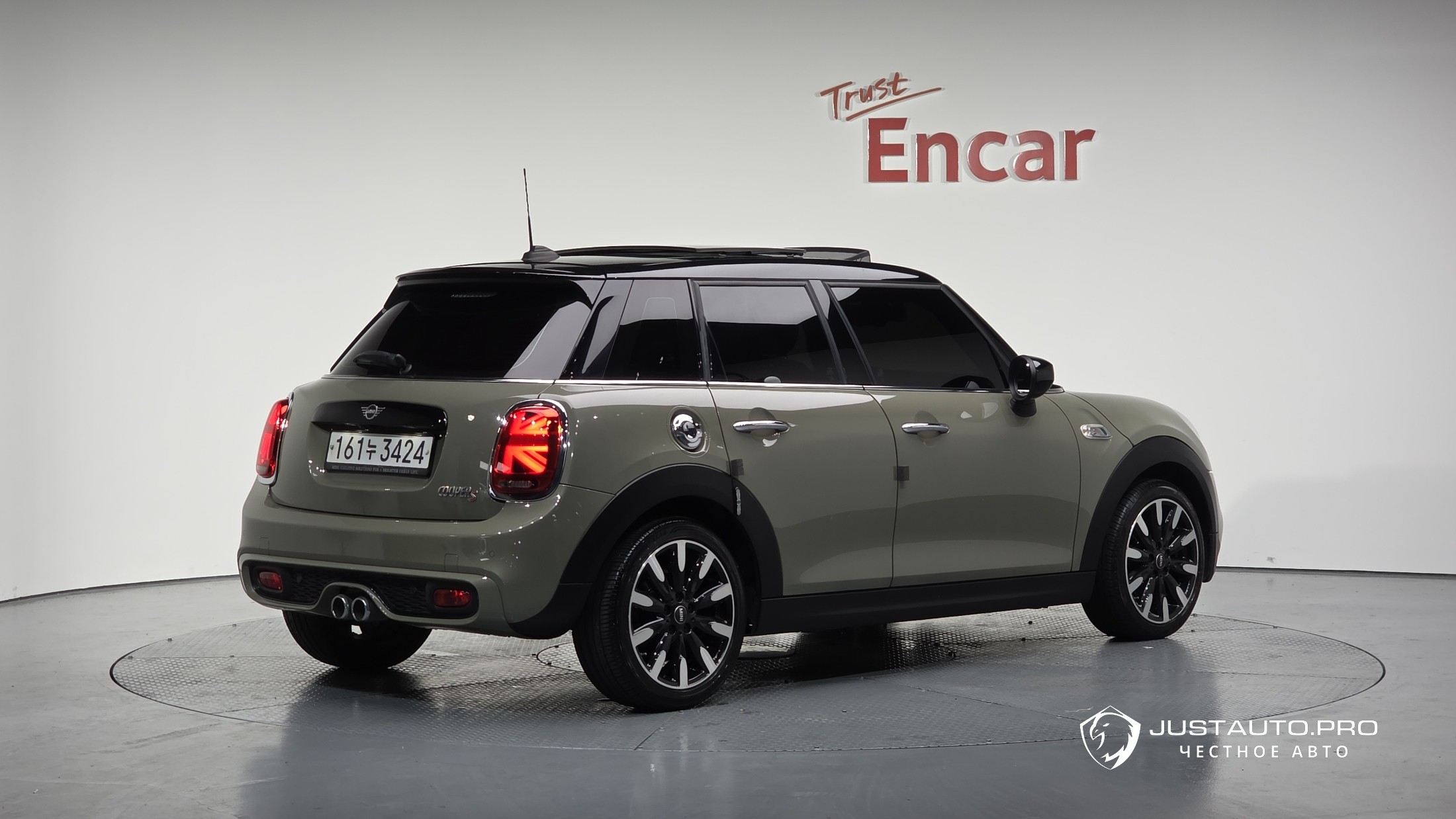 Автомобиль Mini Cooper