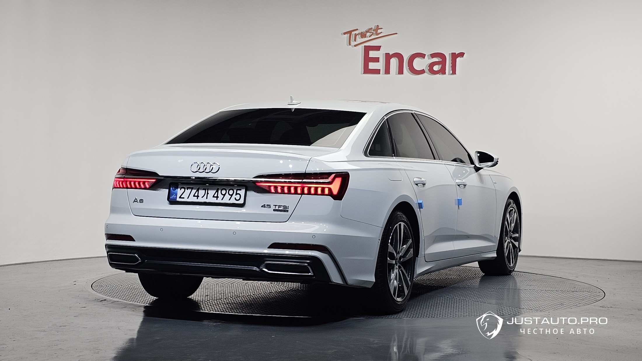 Автомобиль Audi A6