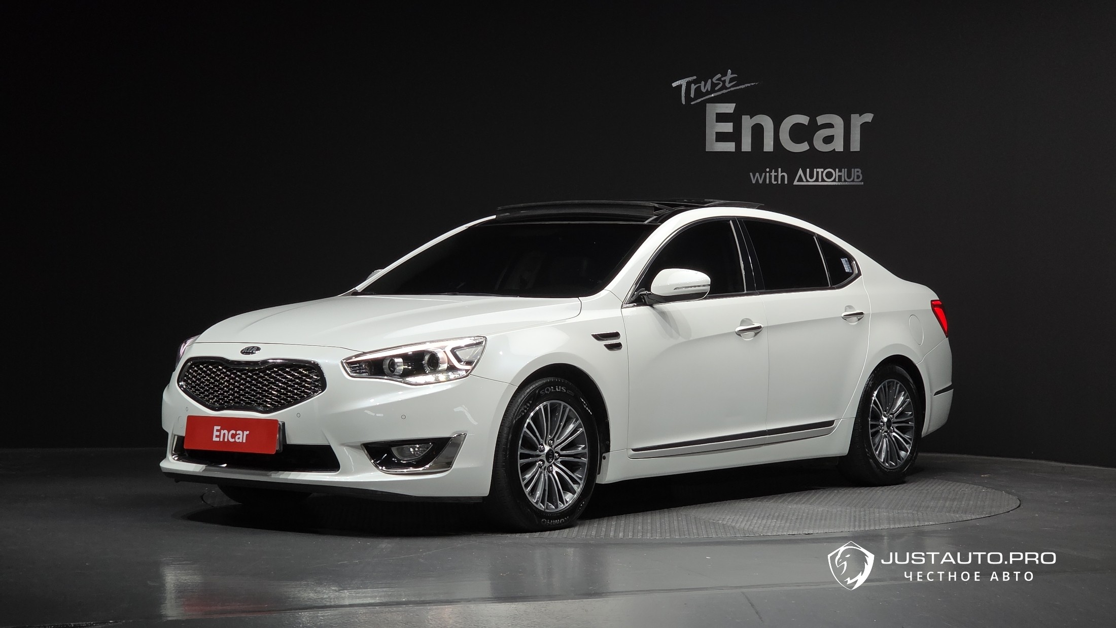 Автомобиль Kia K7