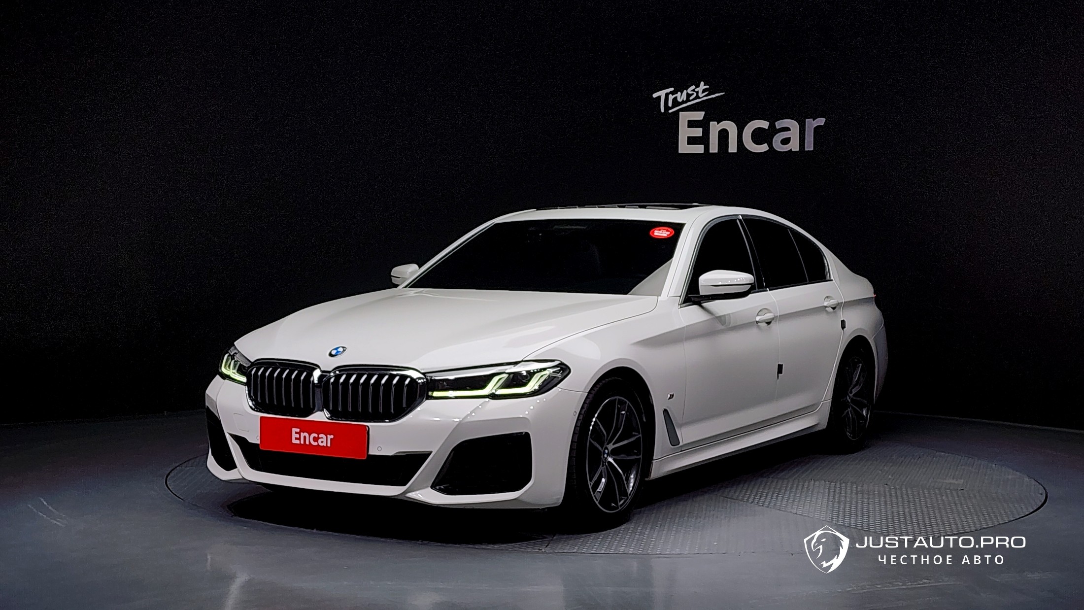 Автомобиль BMW 5-Series