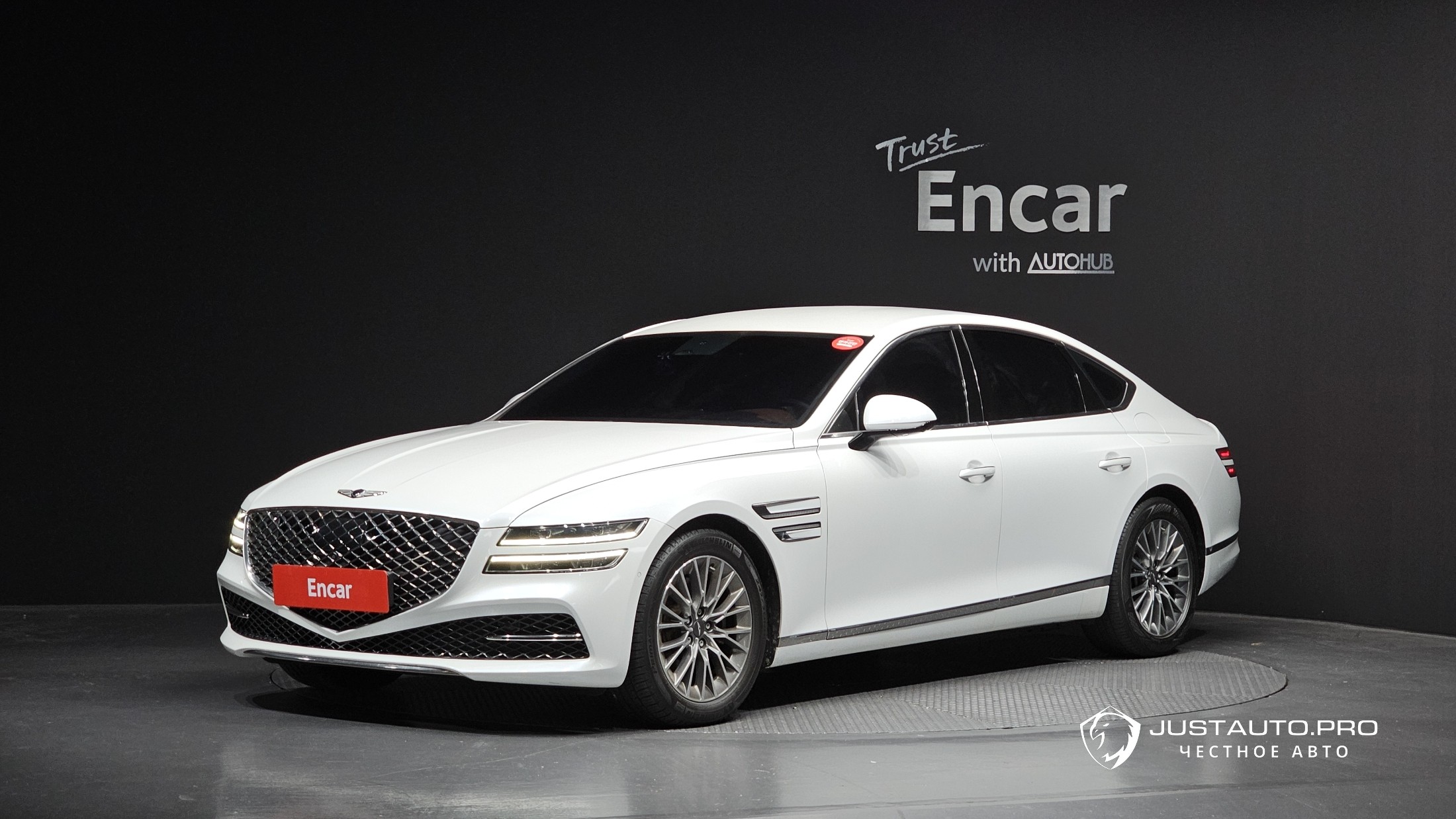 Автомобиль Genesis G80