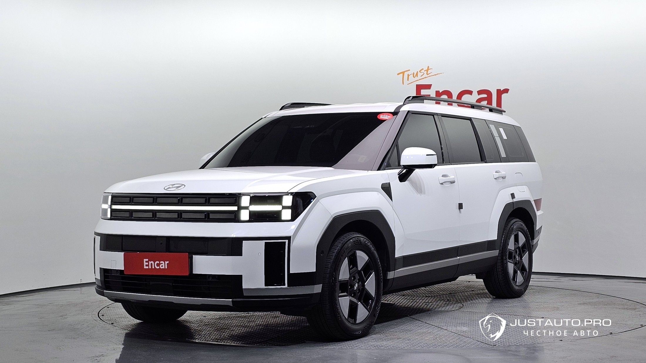 Автомобиль Hyundai Santafe