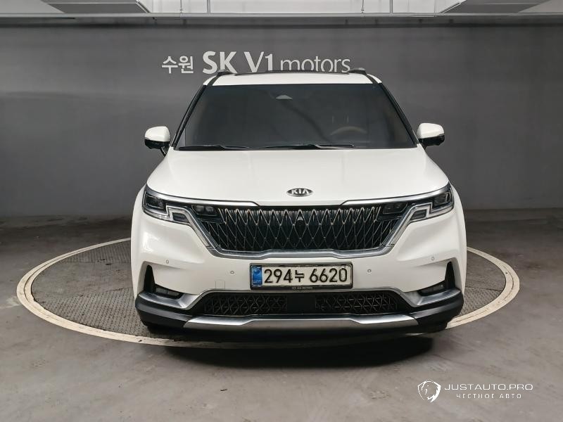 Автомобиль Kia Canival