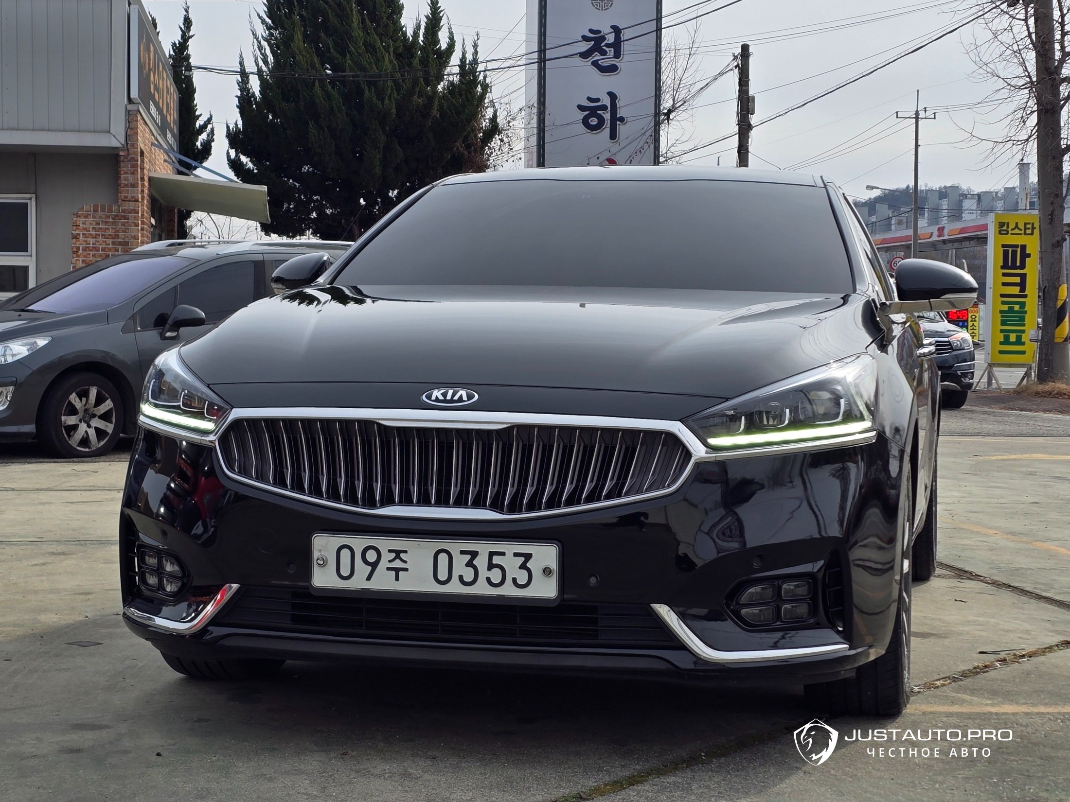 Автомобиль Kia K7