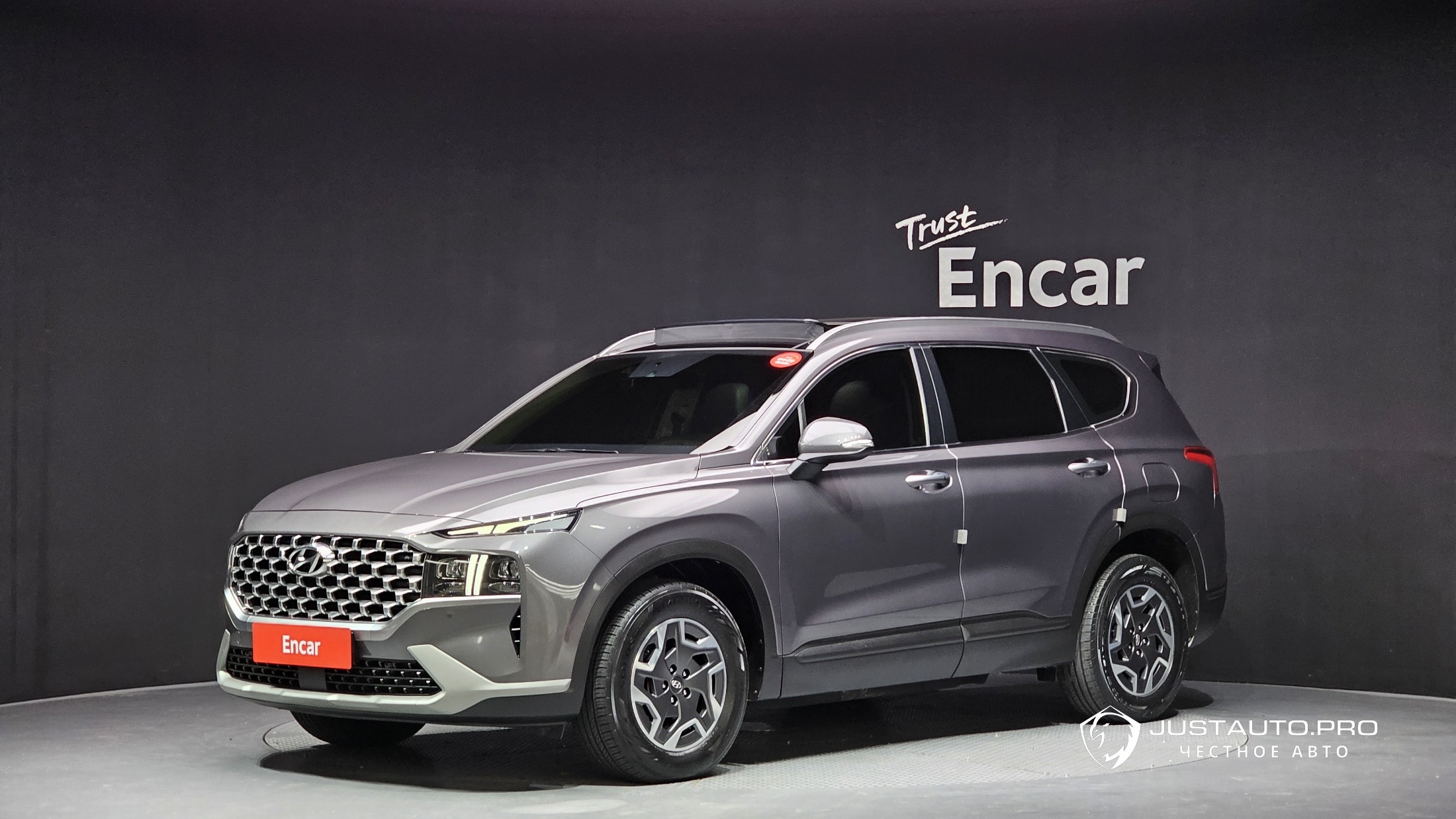 Автомобиль Hyundai Santafe