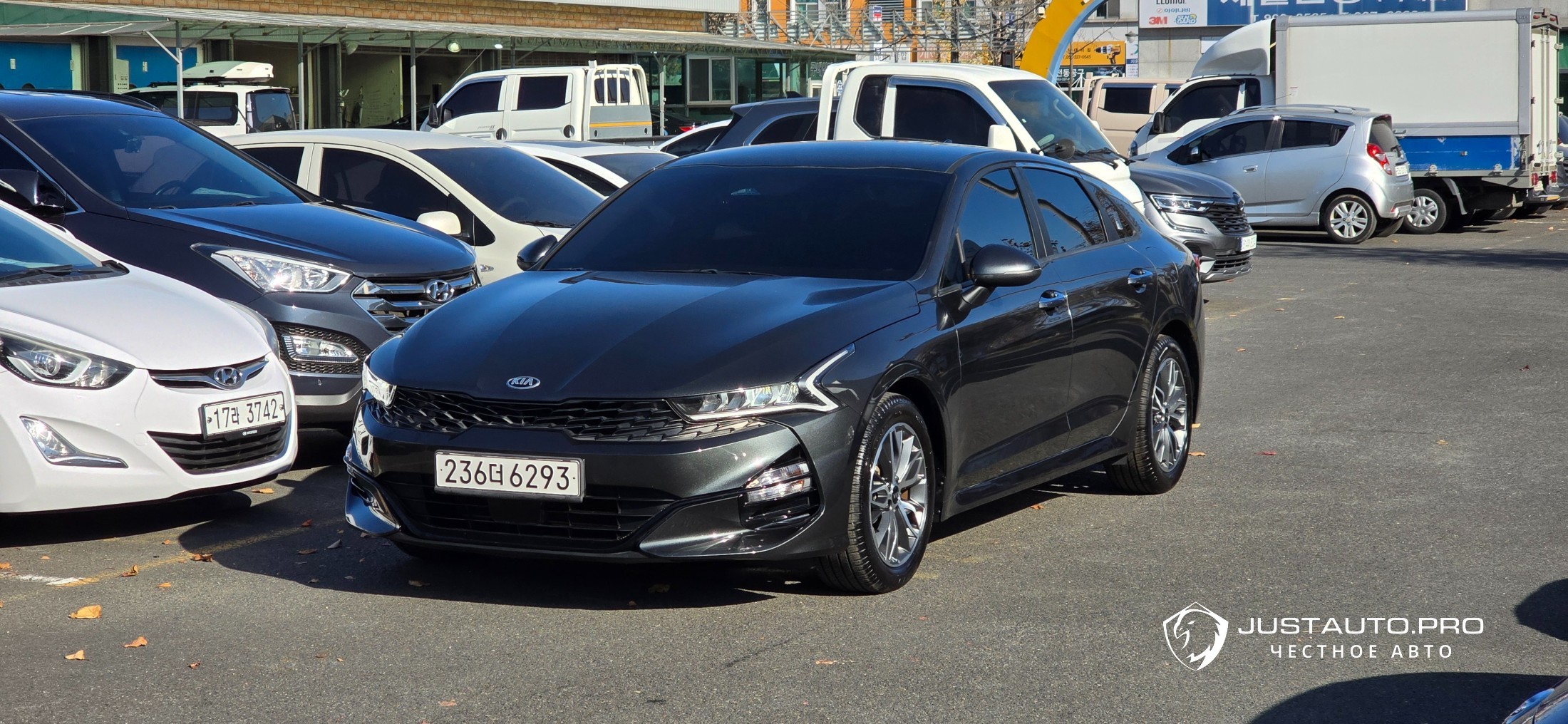Автомобиль Kia K5