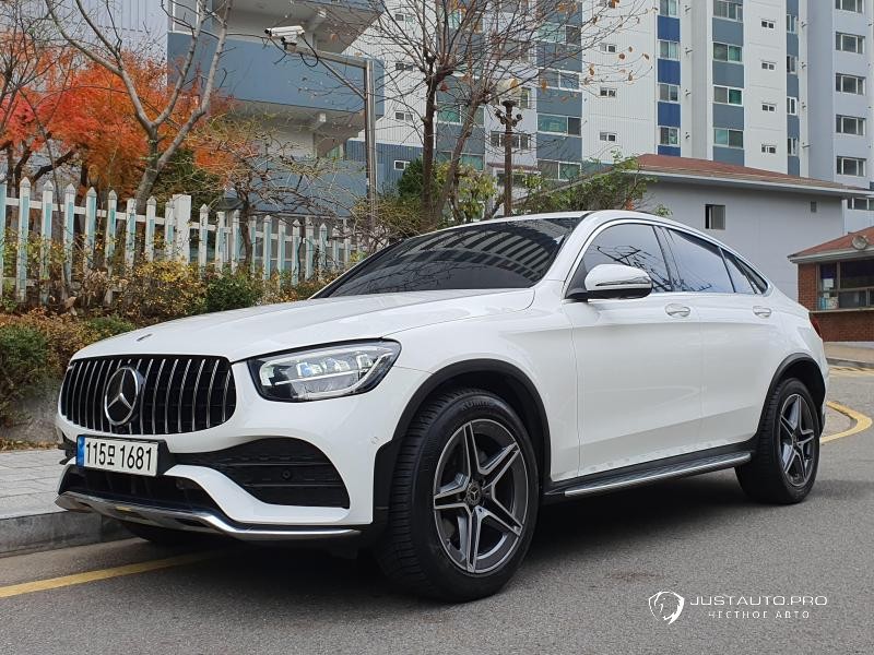 Автомобиль Mercedes-Benz GLC-Class