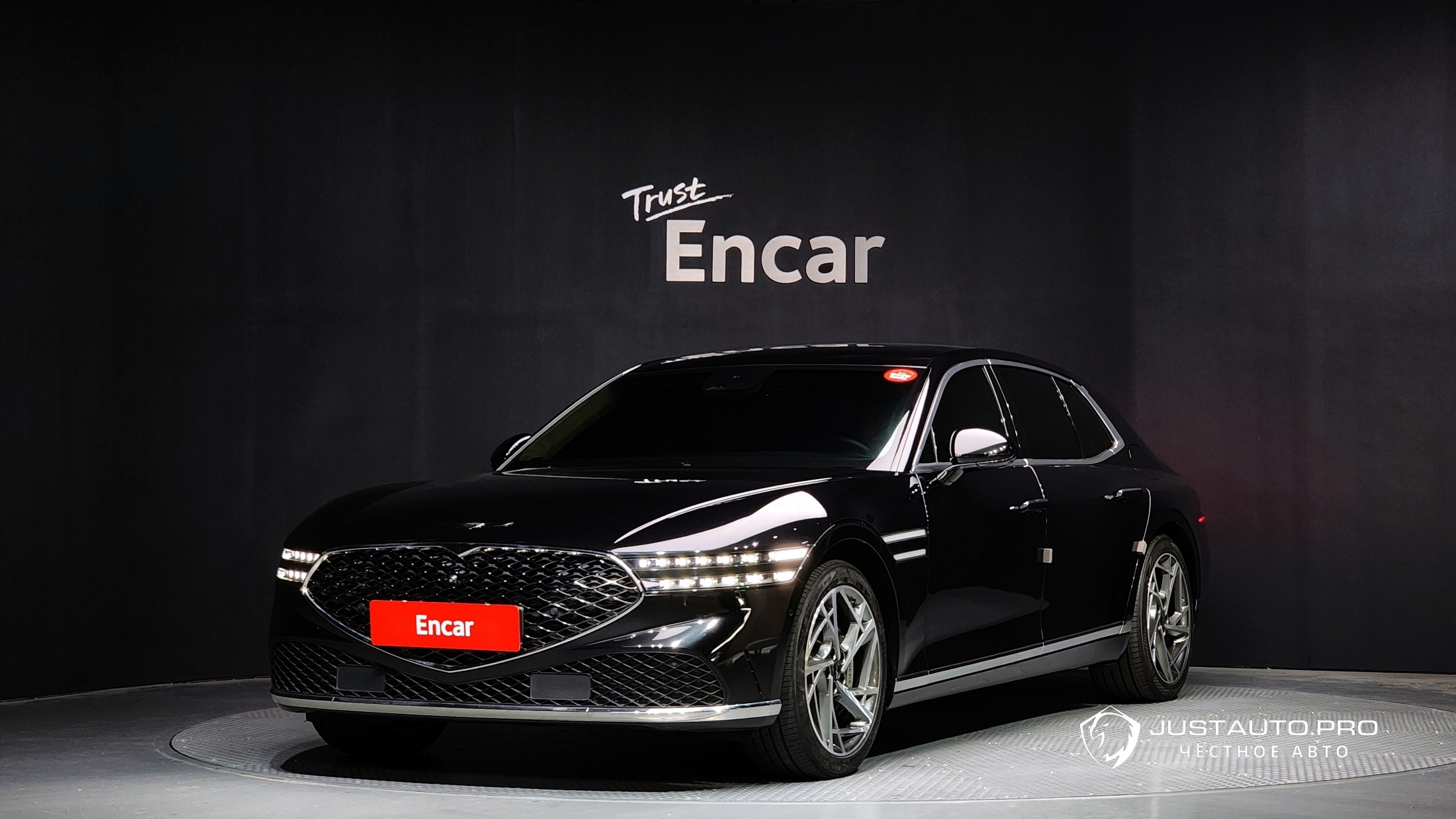 Автомобиль Genesis G90