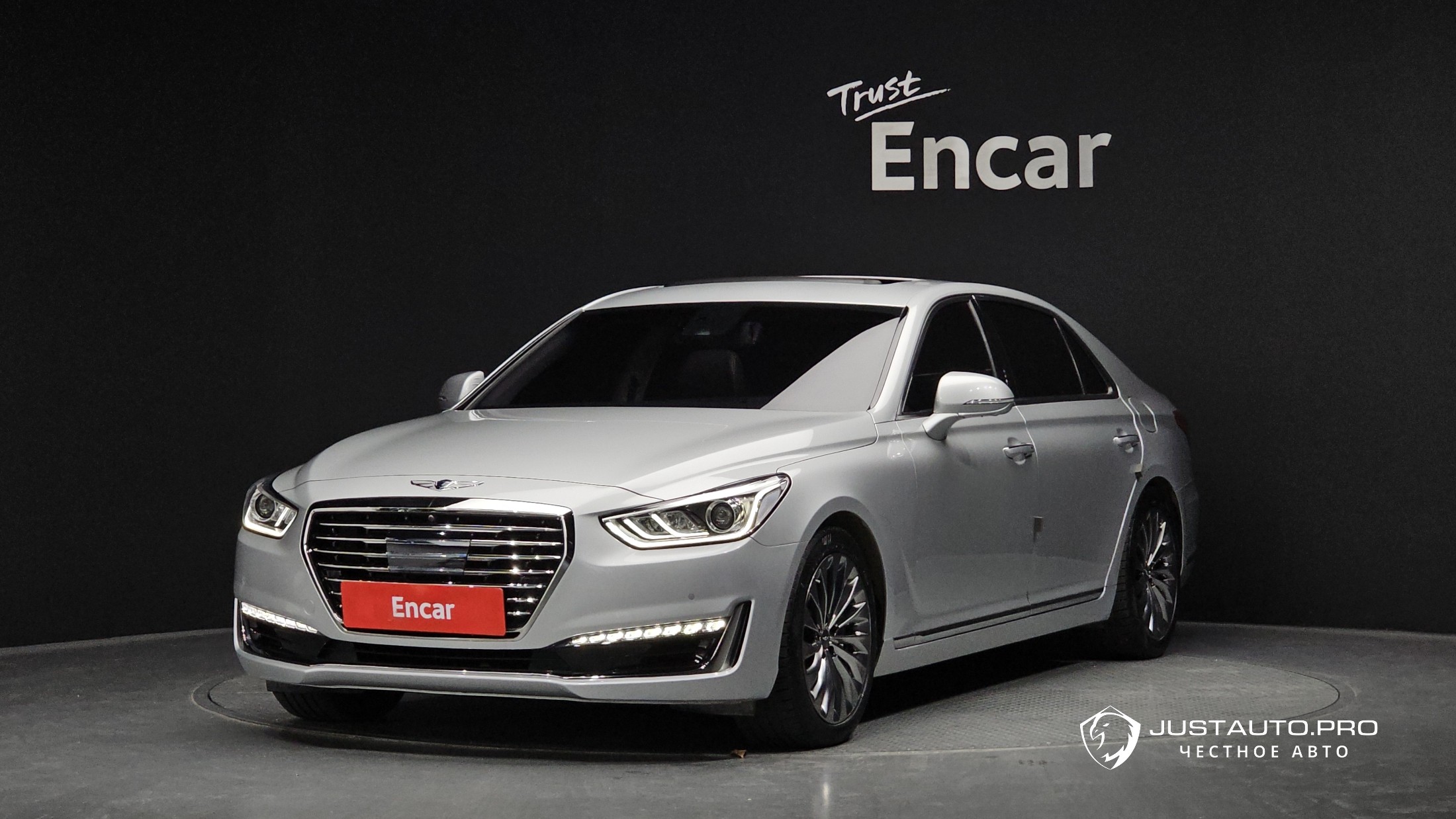 Автомобиль Genesis EQ900