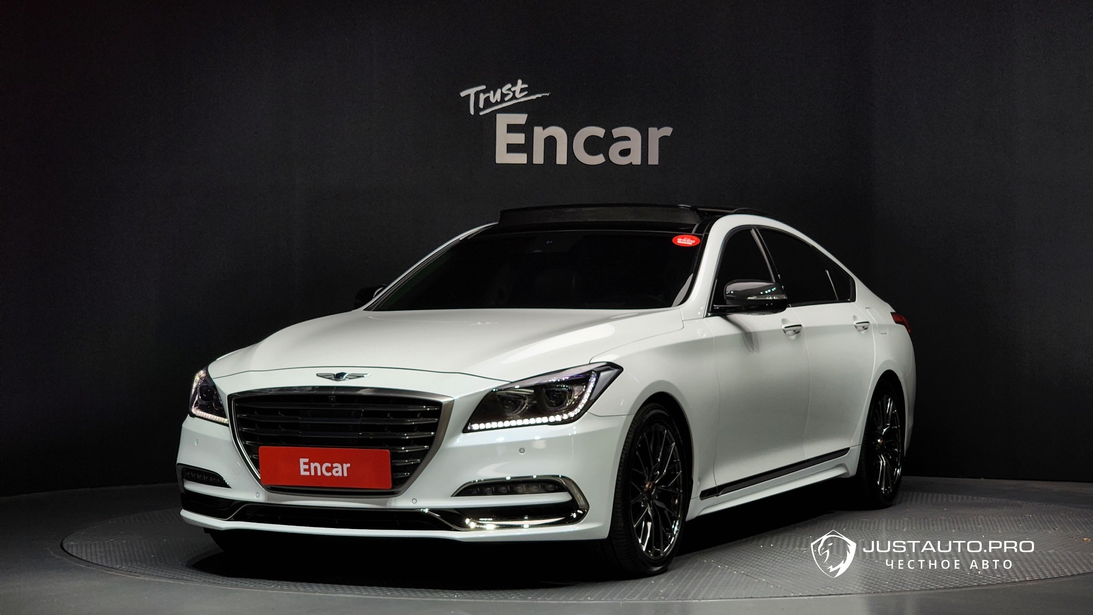 Автомобиль Genesis G80