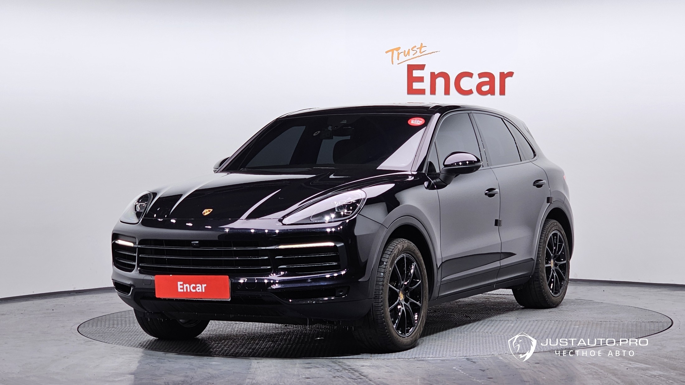 Автомобиль Porsche Cayenne