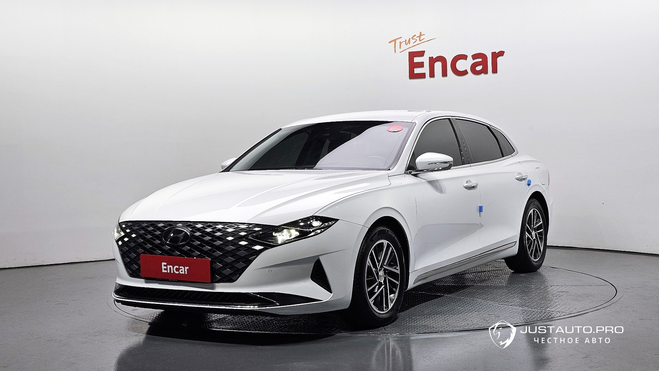 Автомобиль Hyundai Grandeur