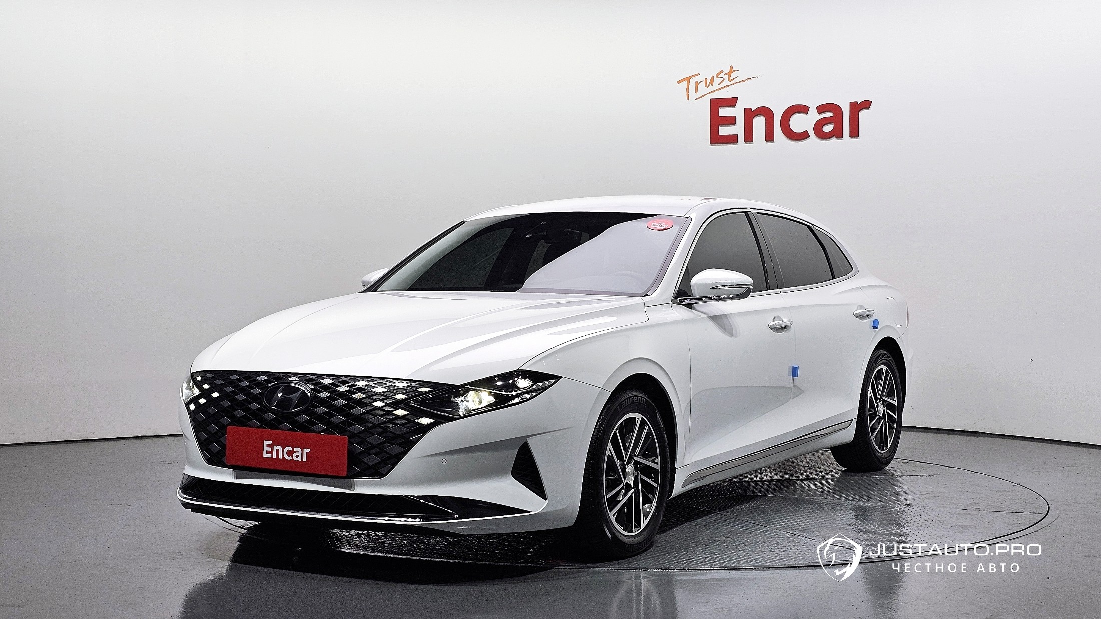 Автомобиль Hyundai Grandeur