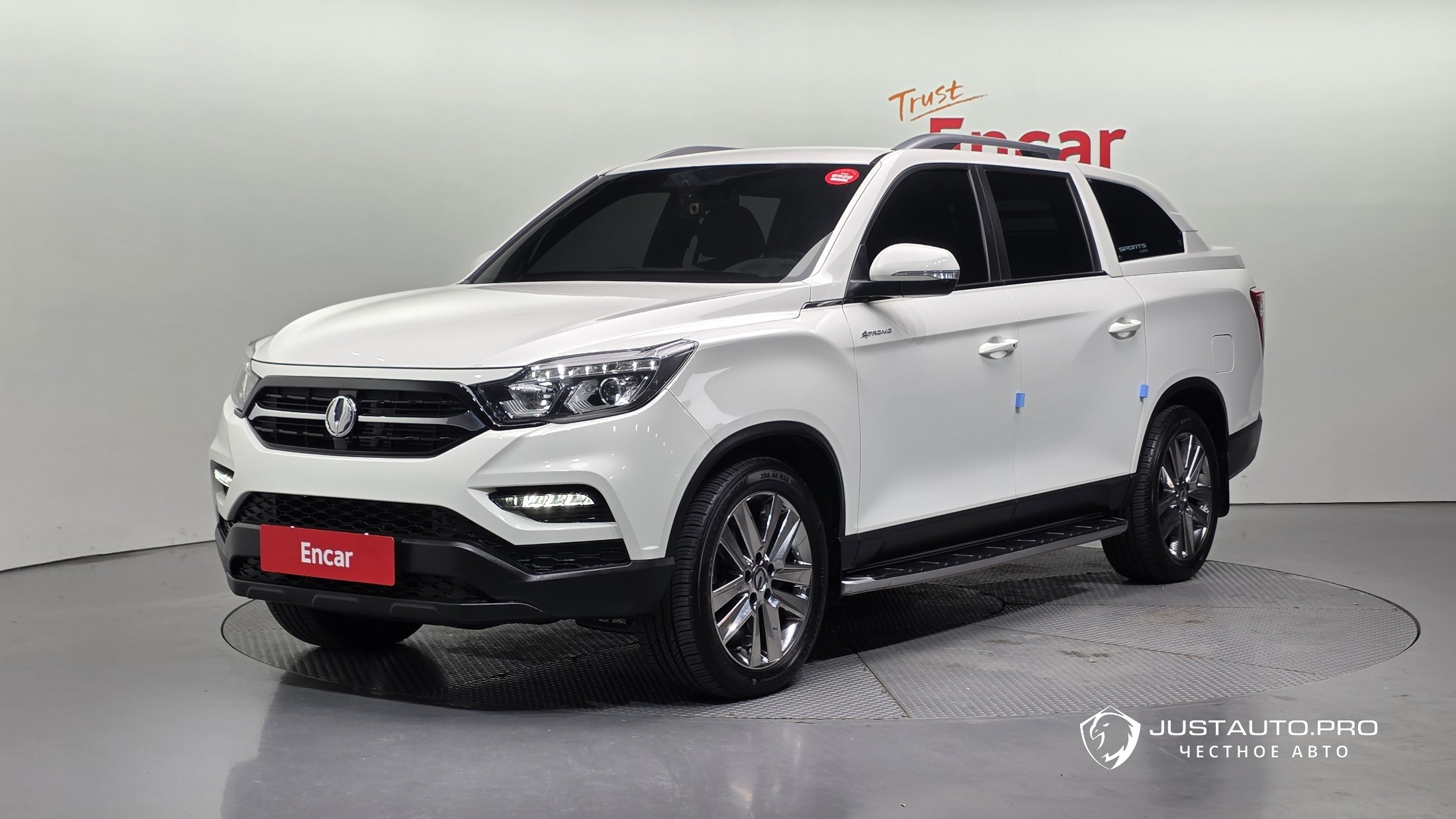 Автомобиль KG_Mobility_Ssangyong Rexton