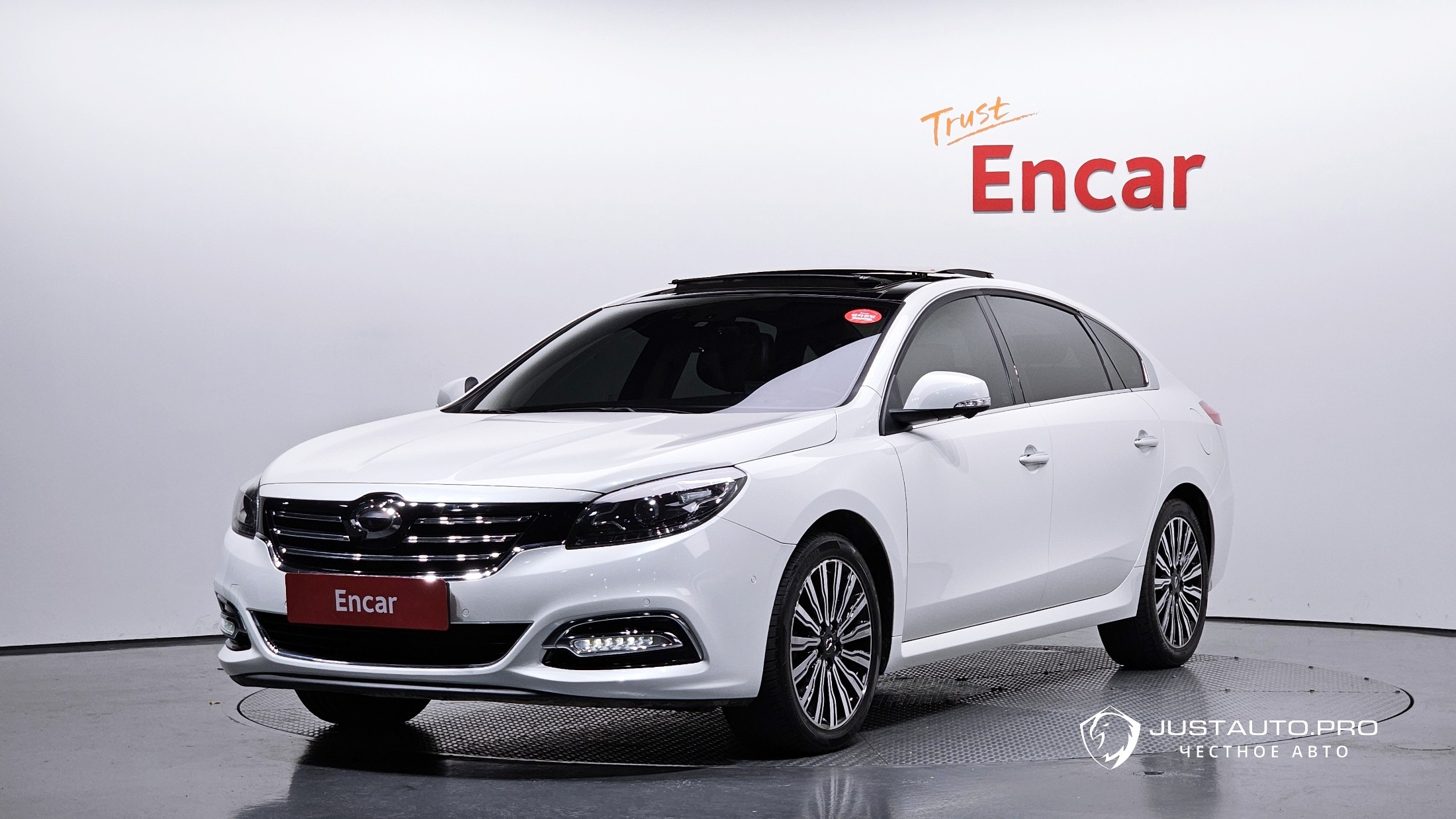 Автомобиль Renault-KoreaSamsung SM7