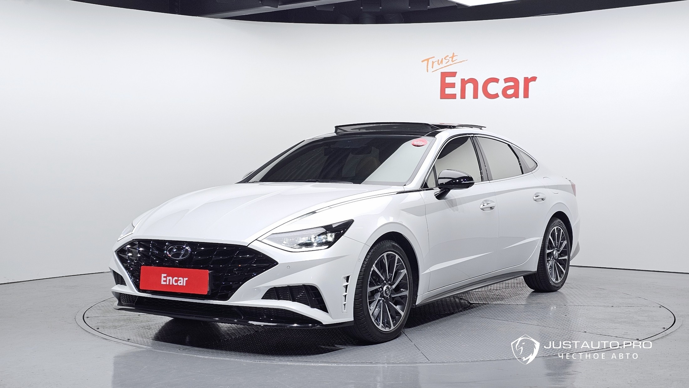 Автомобиль Hyundai Sonata