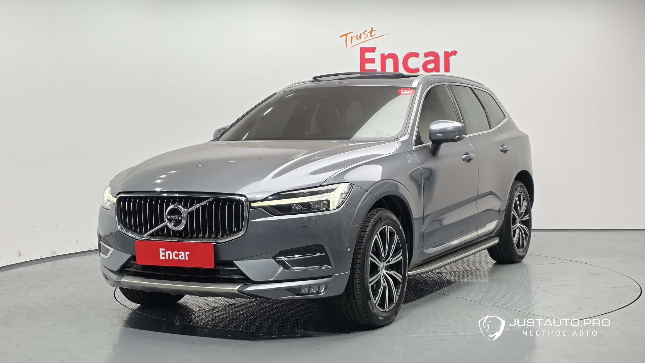 Автомобиль Volvo XC60