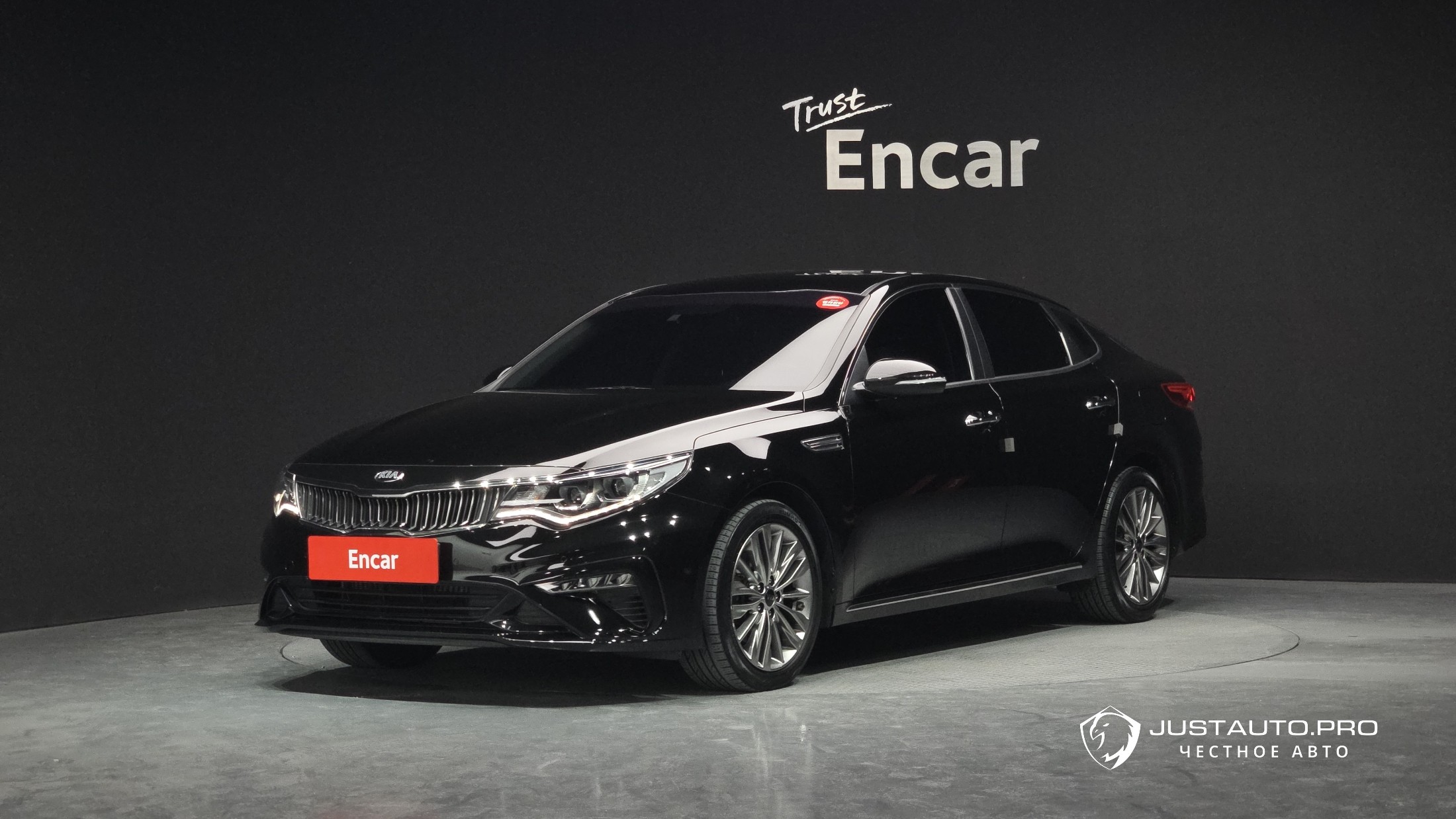 Автомобиль Kia K5